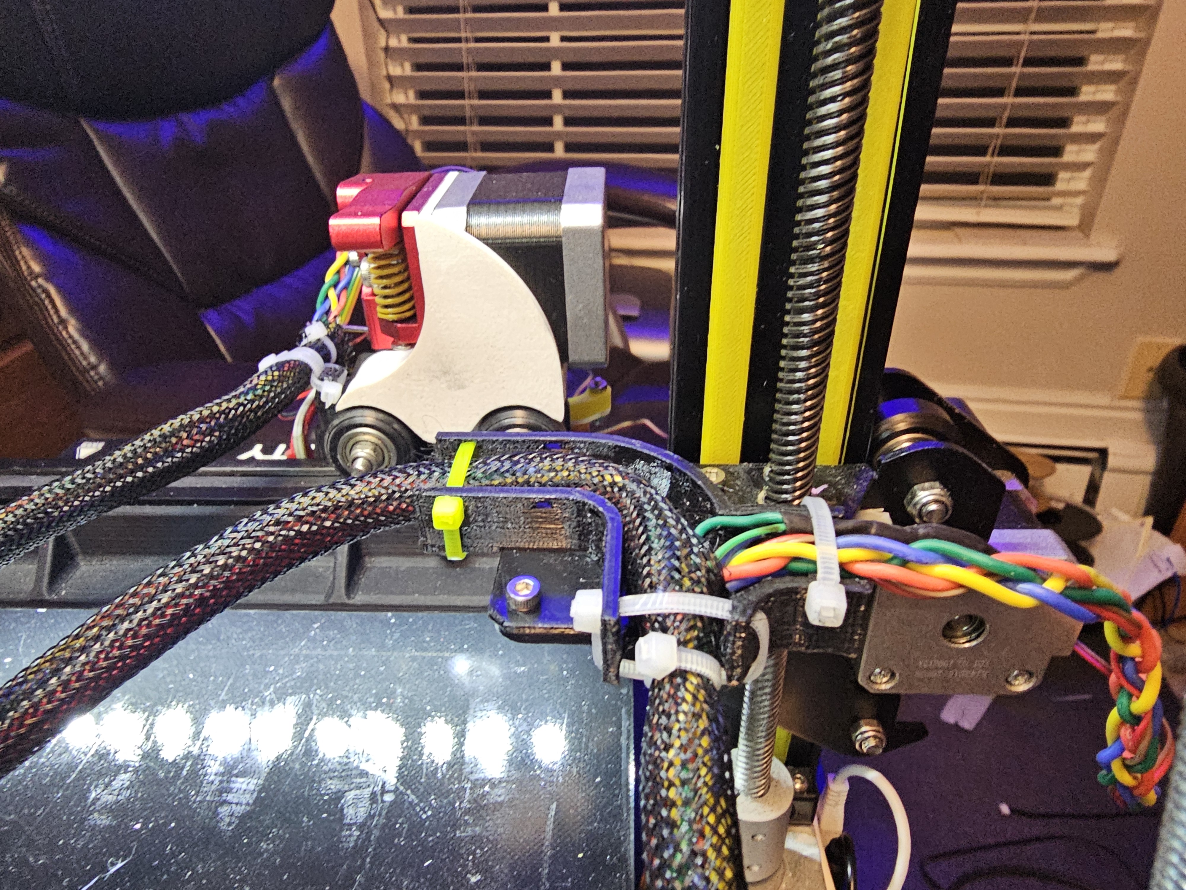 X-axis cable with spur support — thumbnail 3