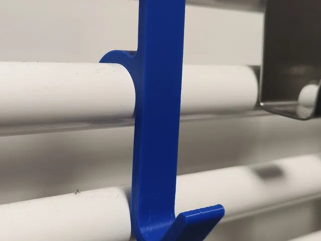 simple bathroom radiator hook