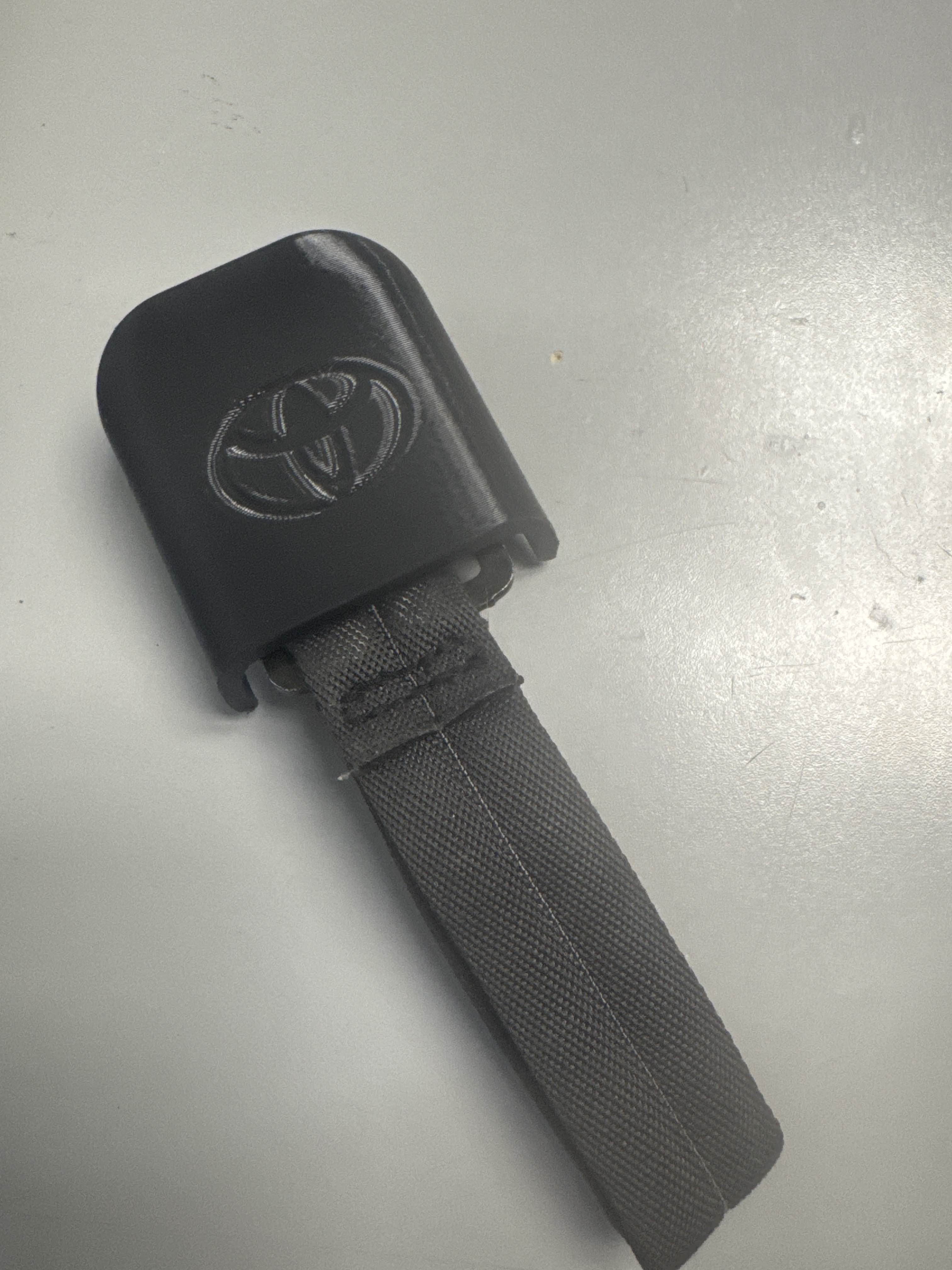 Toyota Sequoia Hatch Cover