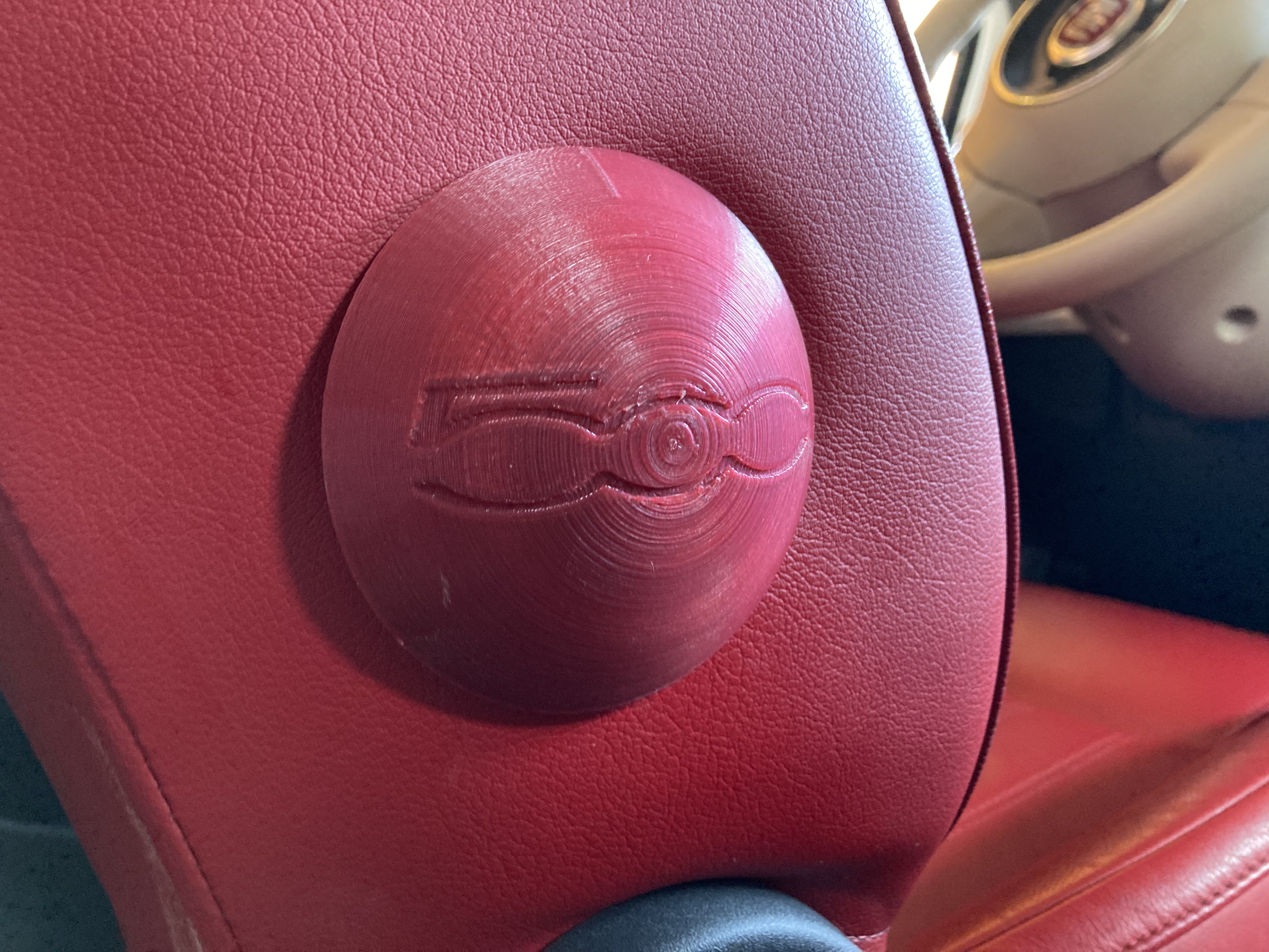 Fiat 500 armrest pin cover