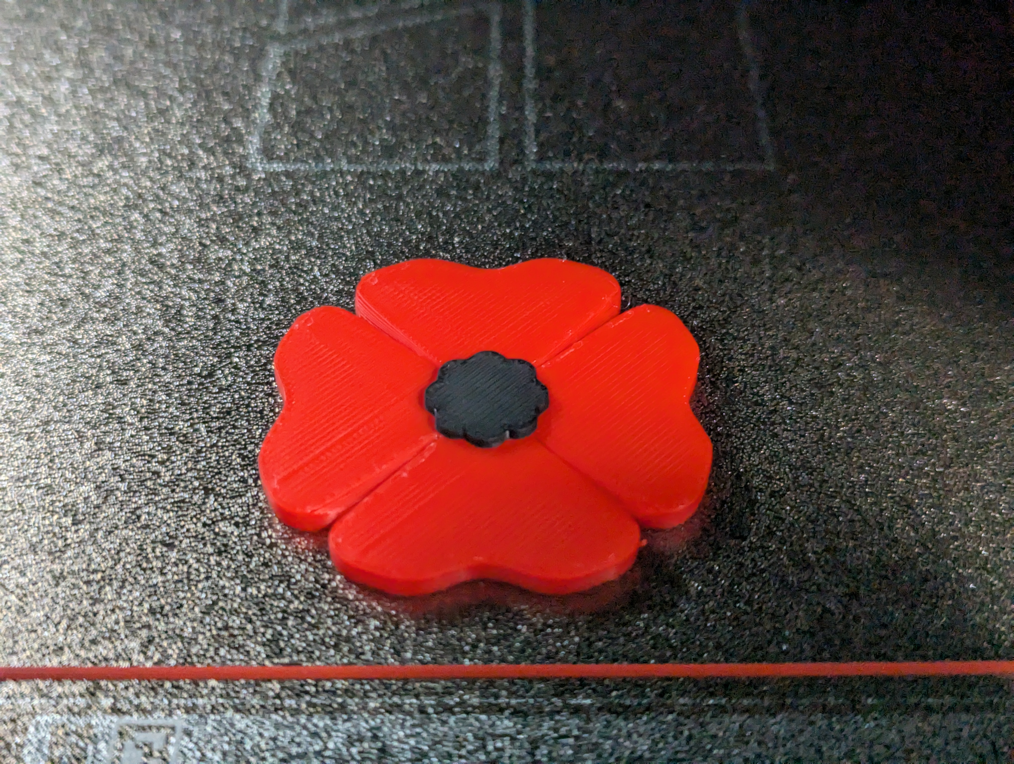 Magnetic Remembrance Poppy — thumbnail 3