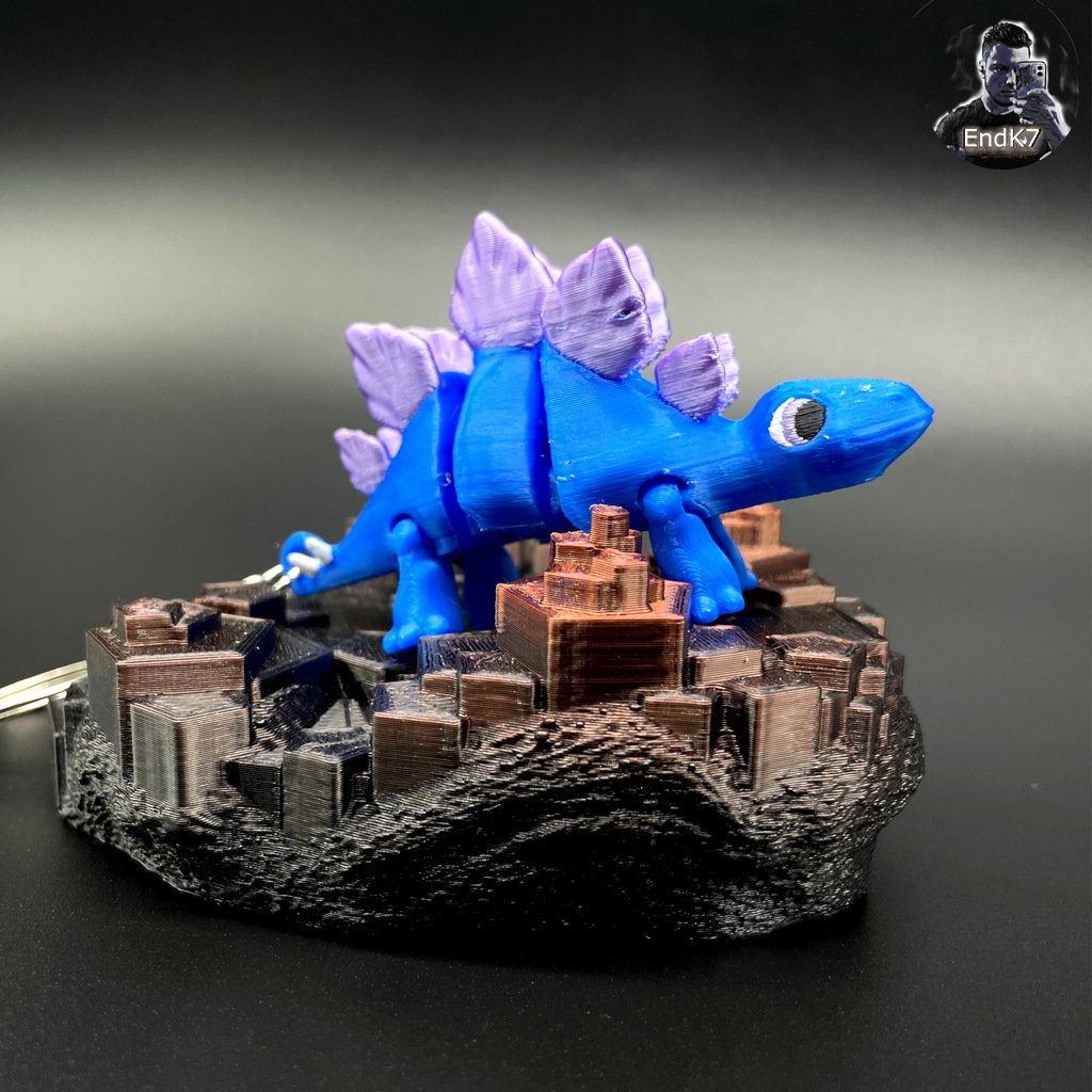 Stegosaurus Keychain - Articulated - Print in Place - Multicolor