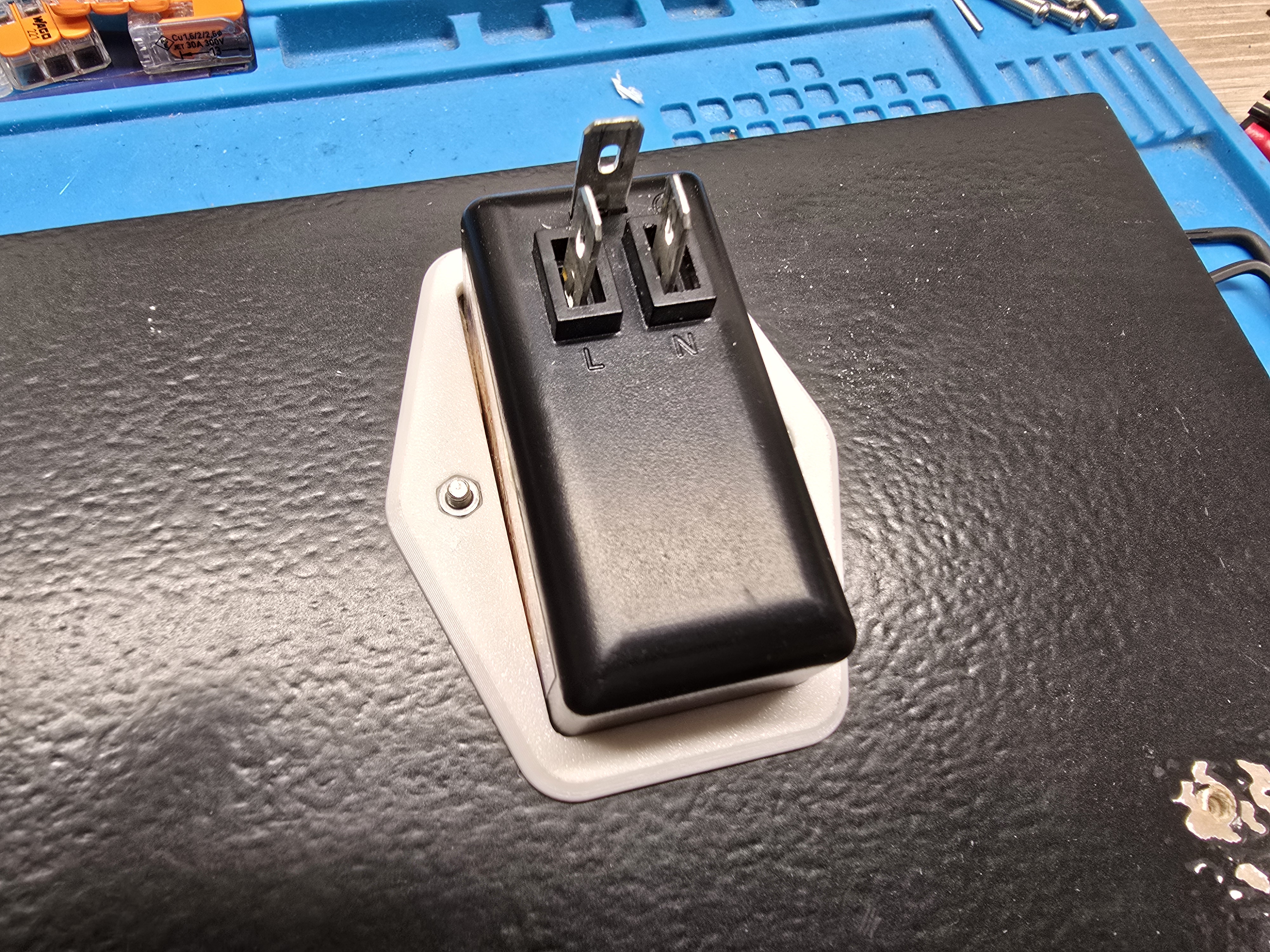 Input module with EMI filter holder - Arcade Machine — miniatura 6