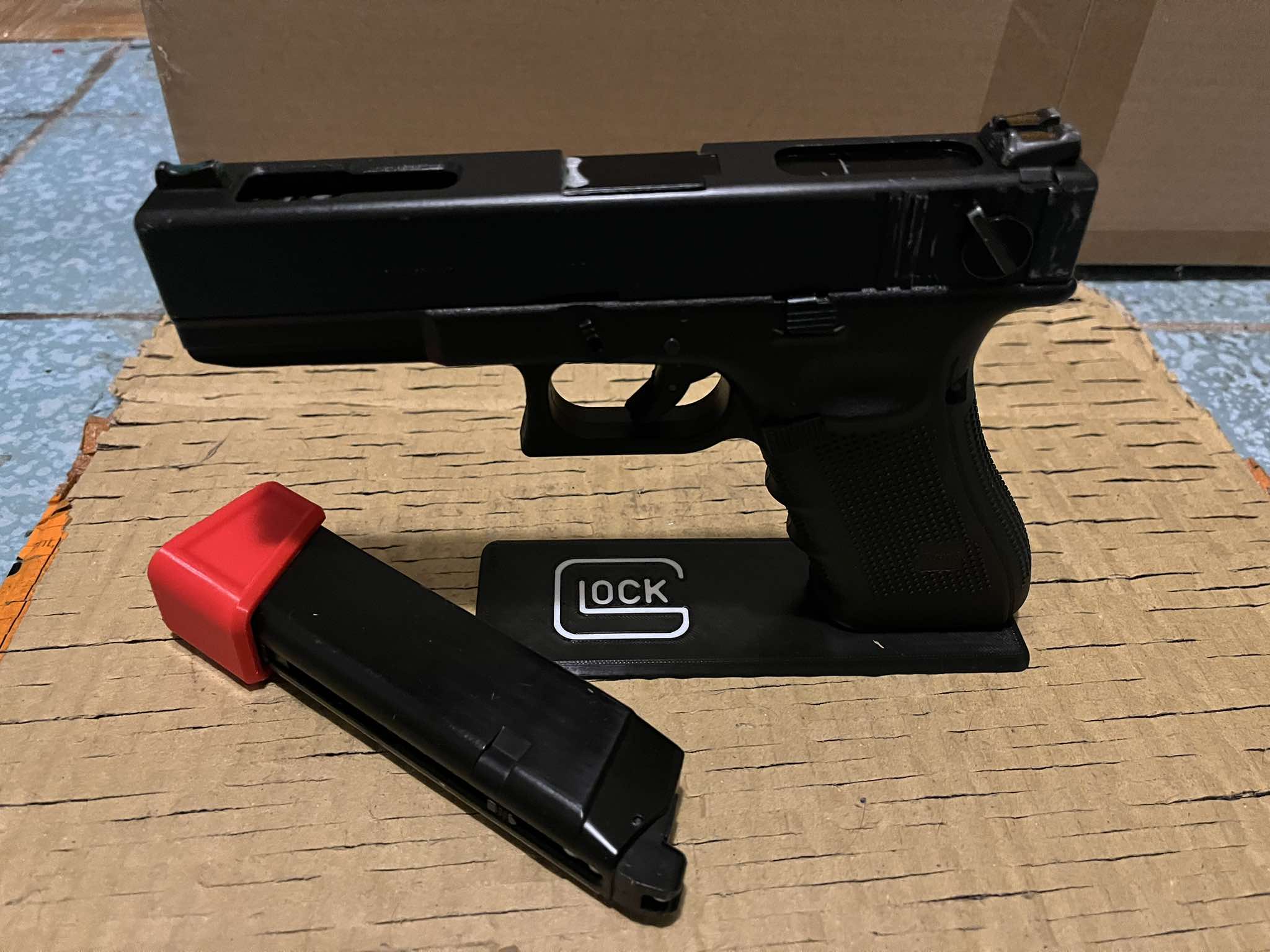 Airsoft stojan na Glock 17/18/19 minimalist