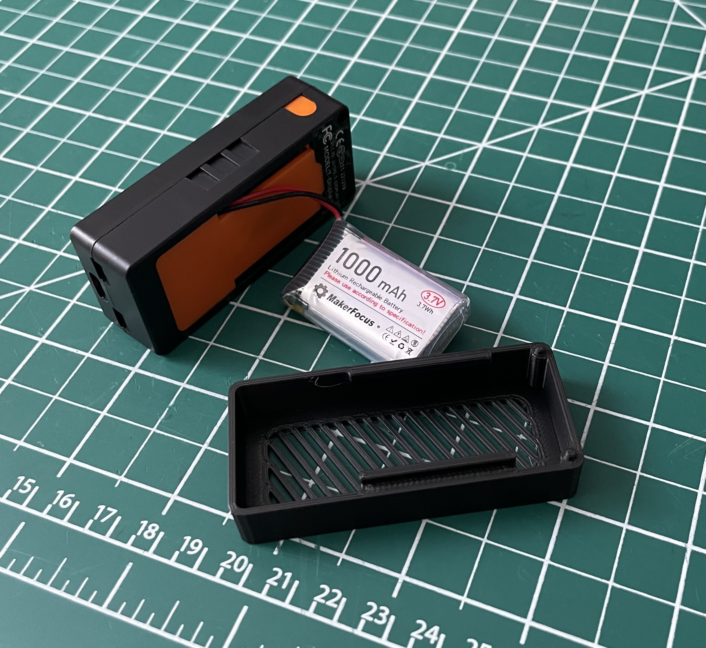 LilyGO T-Display-S3 Shell Battery Backpack