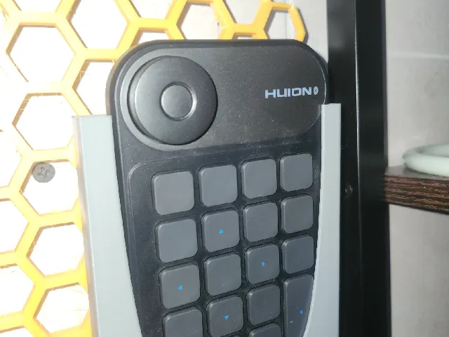 HSW Huion programmable keybad holder