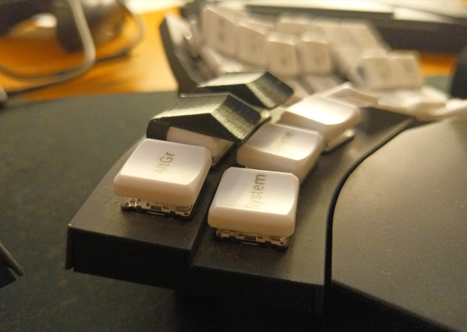 Glove80 Thumb Cluster Back Button Extender