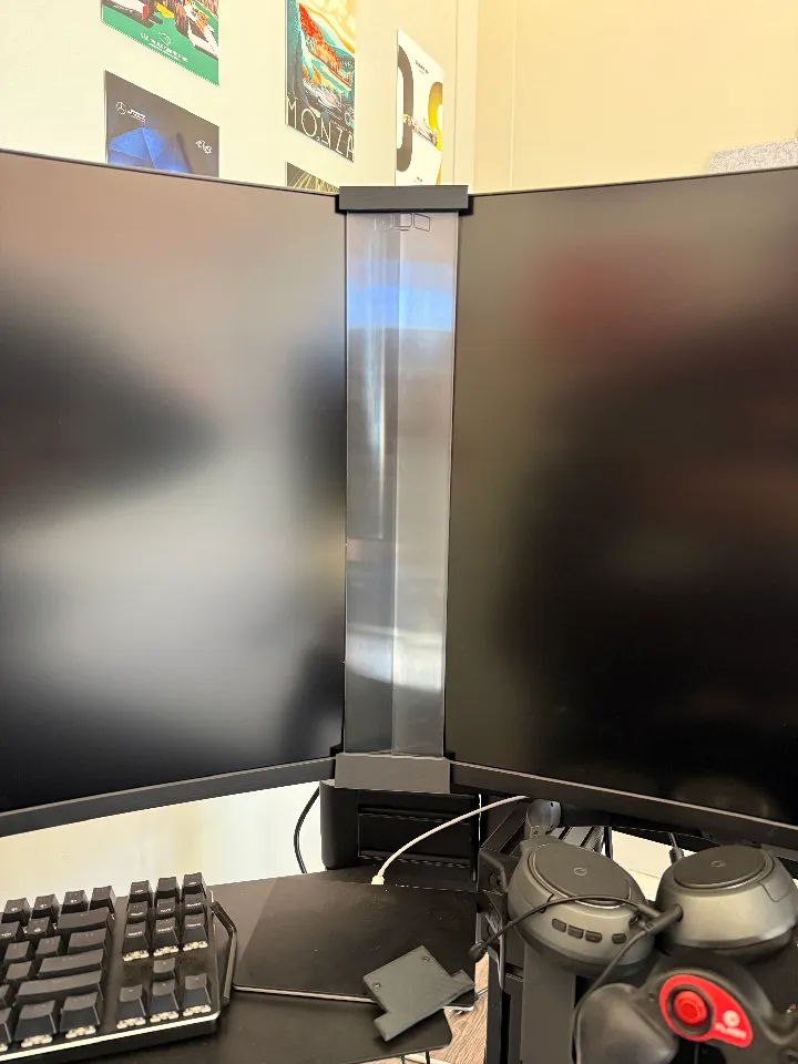 Bezel Free Support - ASUS ROG Bezel-Free Kit by Eduardo Mattos