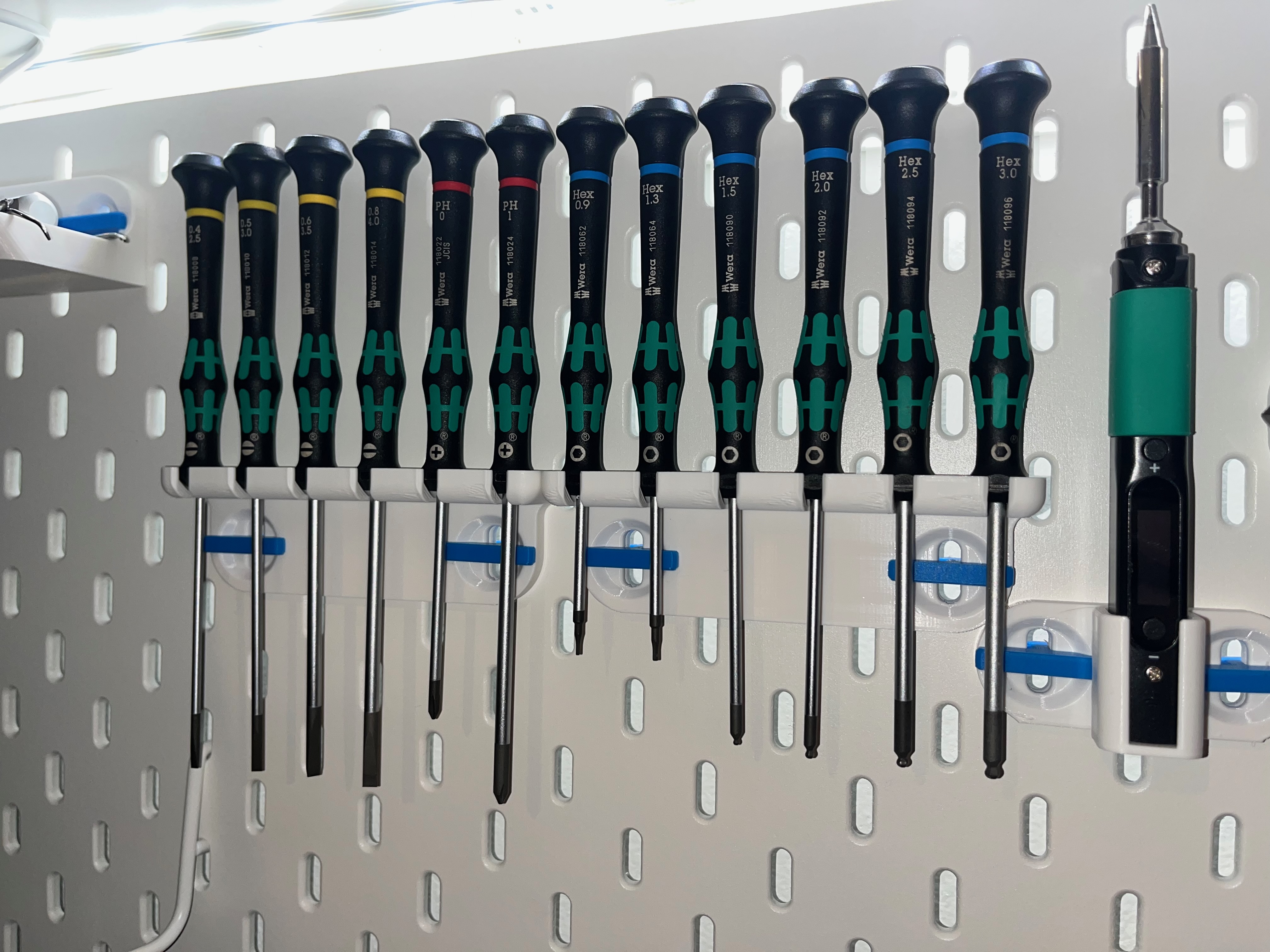 IKEA Skadis - T-Clip System - Wera Kraftform Micro