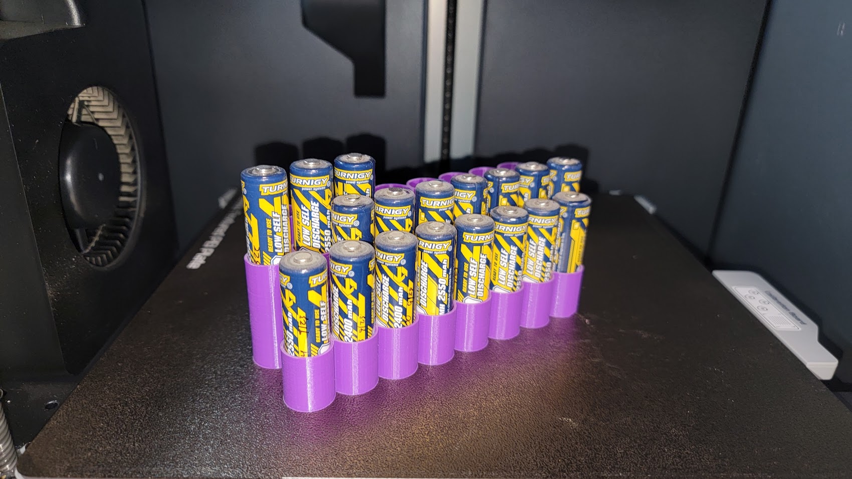 Double A (AA) Battery Holder 32 Batteries