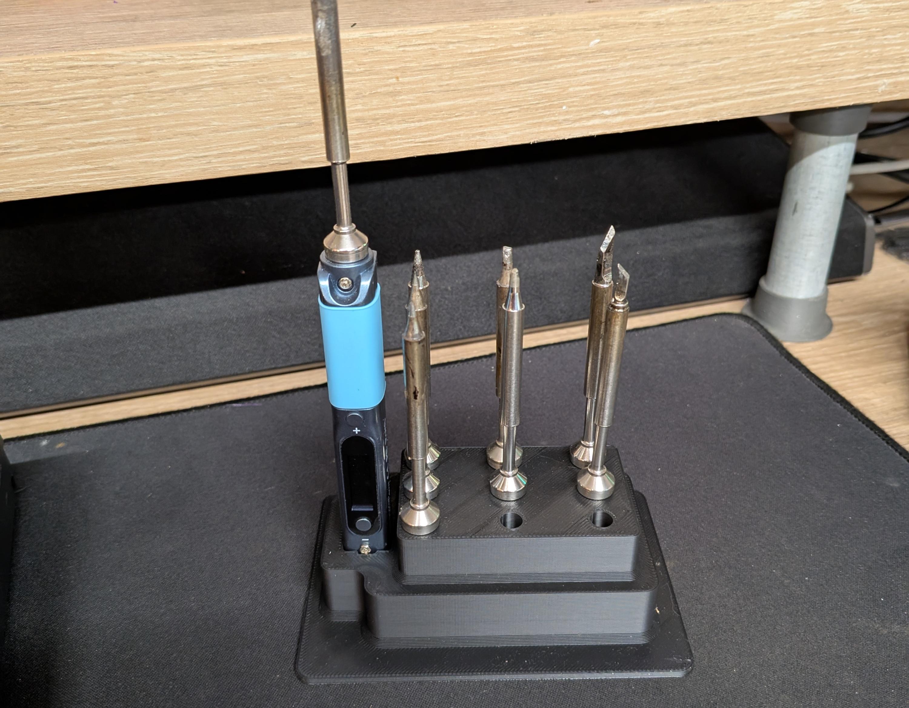 TS100 / Pinecil & tip stand
