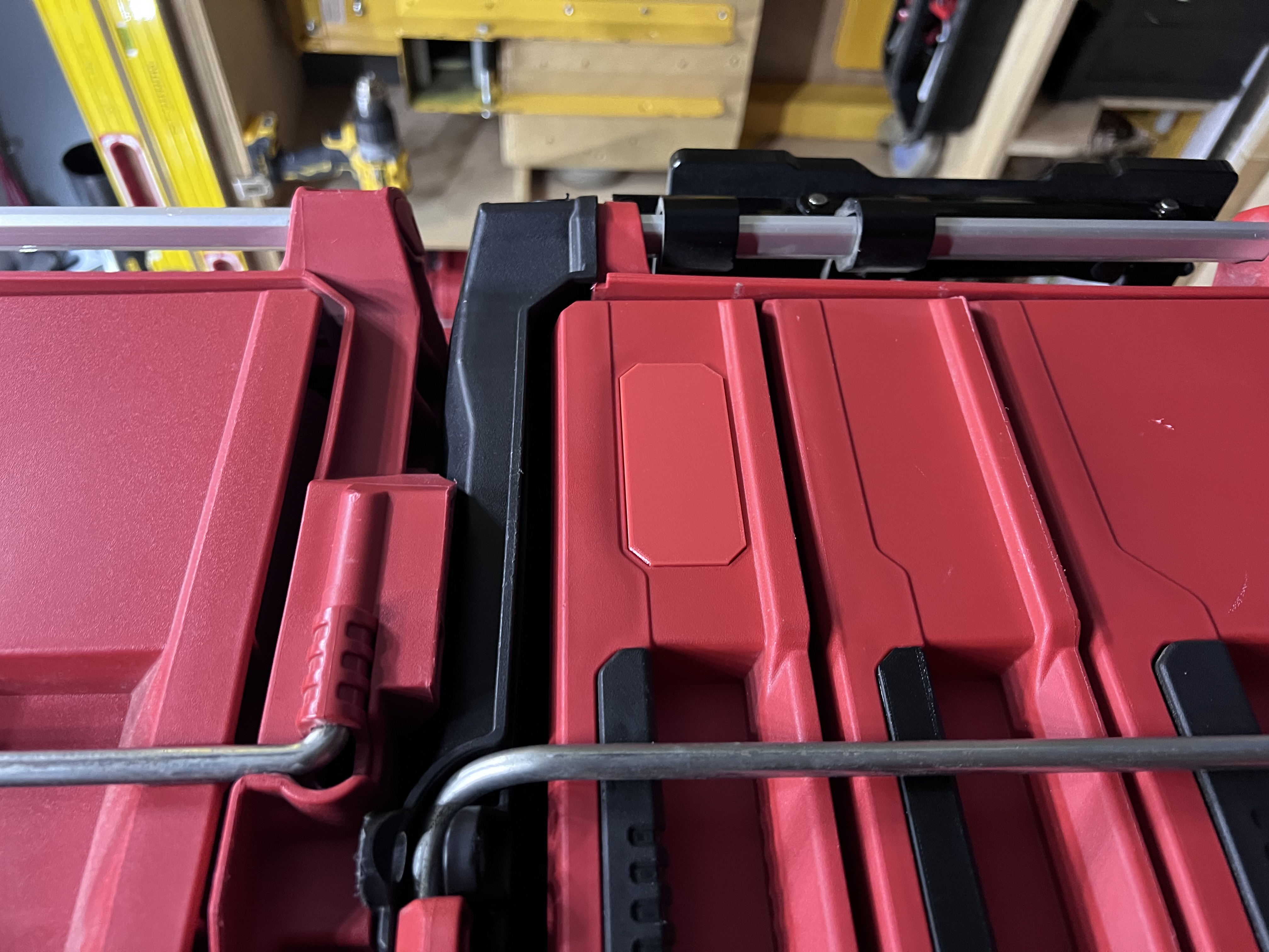 Packout Drawer Badge