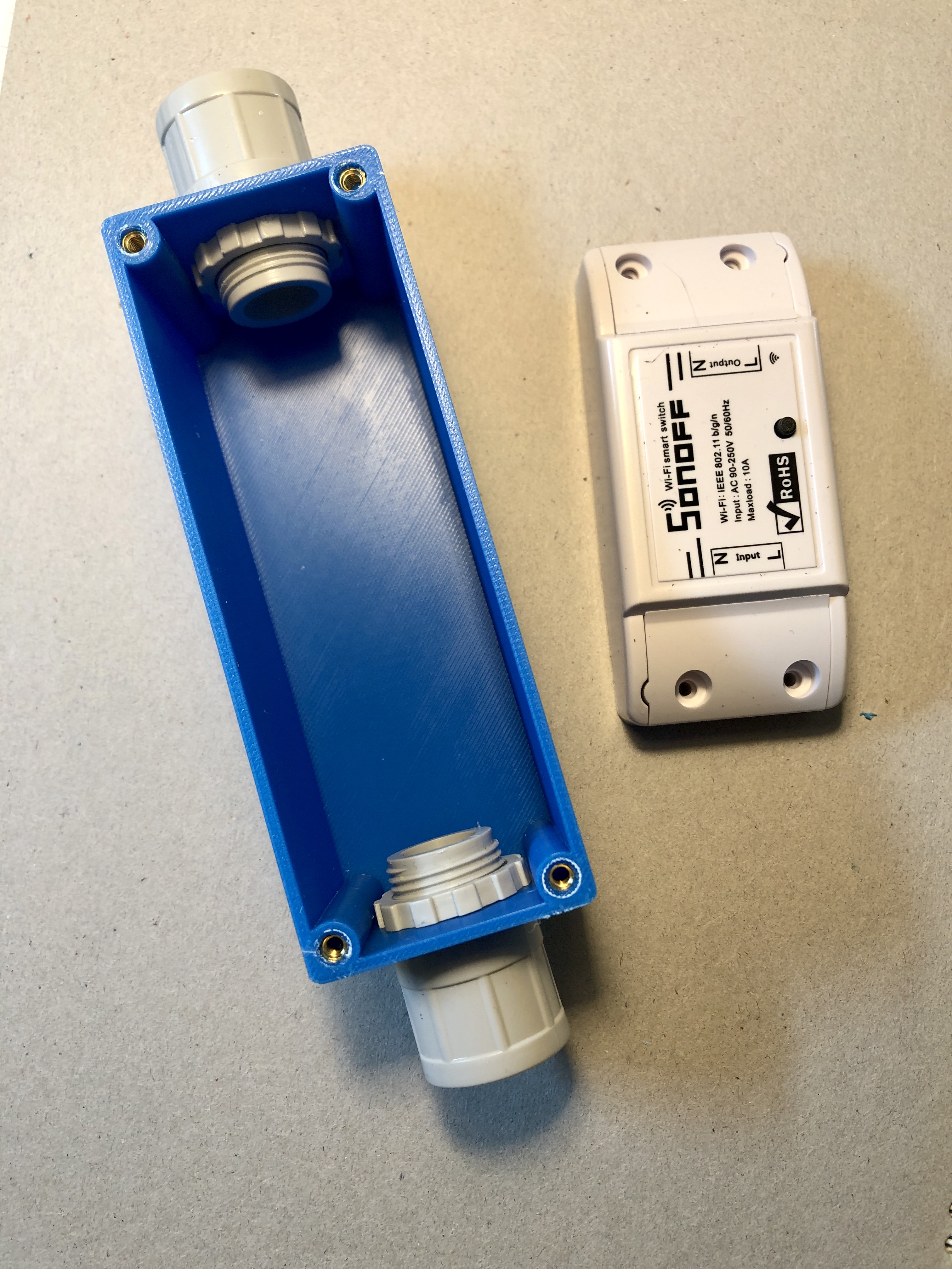 Sonoff Basic, inline case for 20mm conduit — thumbnail 2