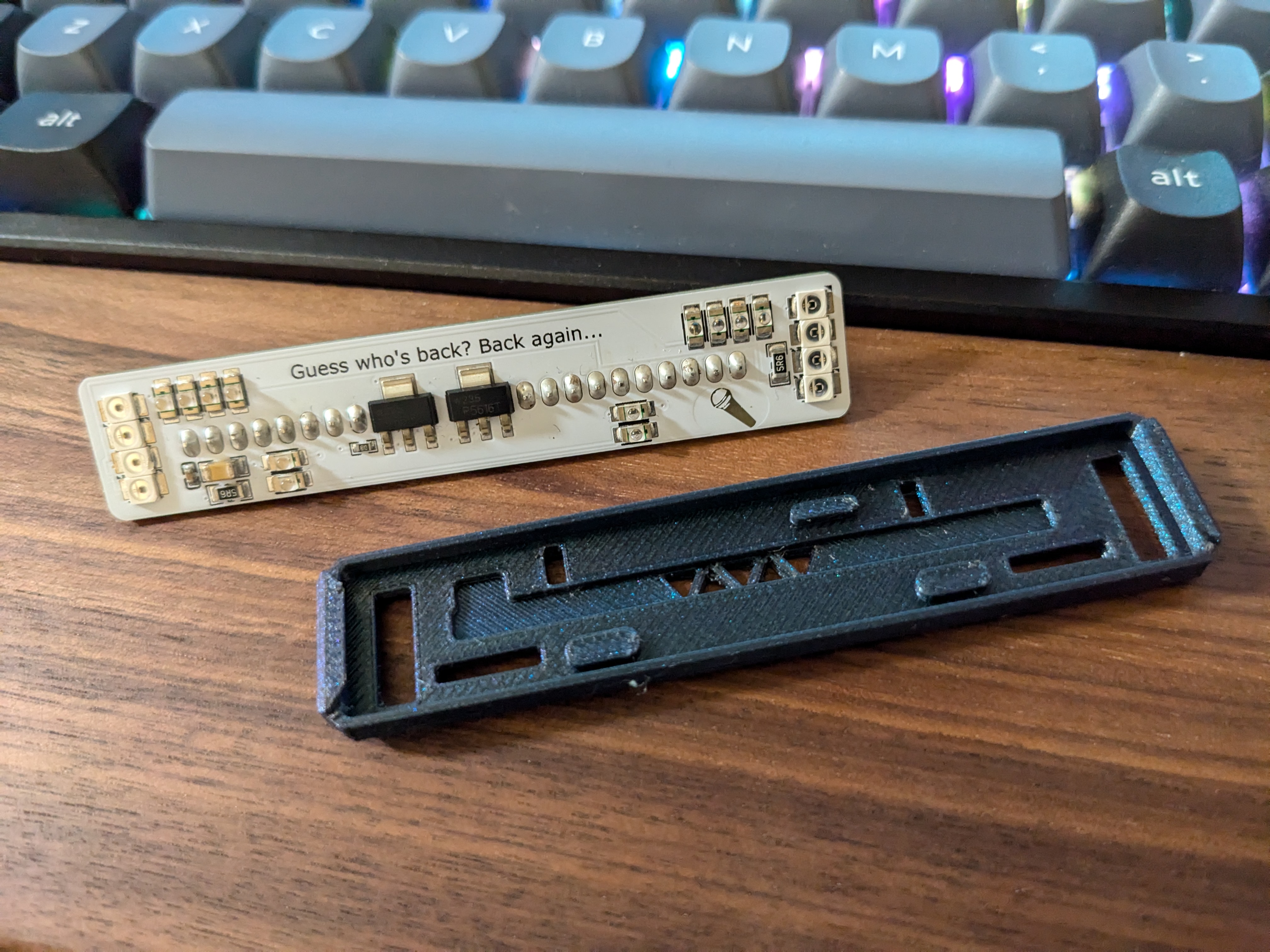 Flipper Zero Rabbit Labs Slim Shady IR Blaster Snap-fit Case — miniatura 3