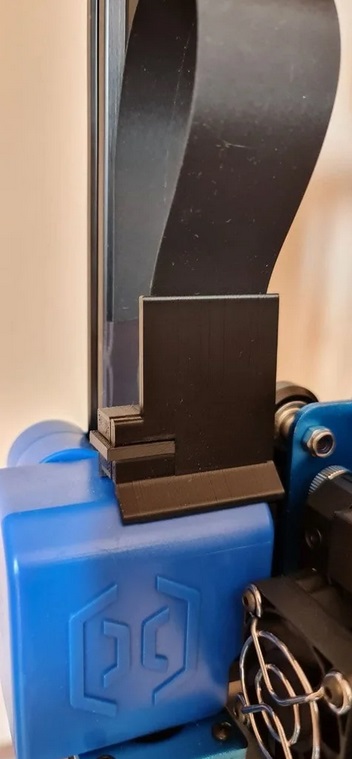 Flex/Cable protection Z-Axis for Artillery Genius