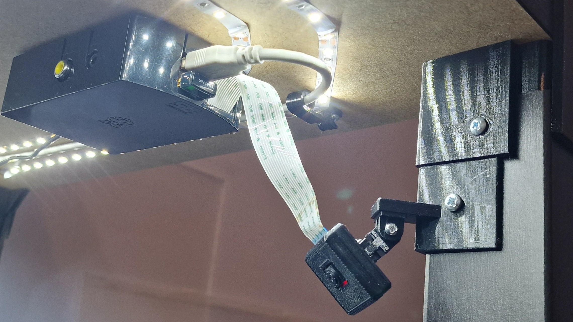 Raspberry Pi Camera Case Holder for Prusa IKEA Lack Enclosure — thumbnail 2