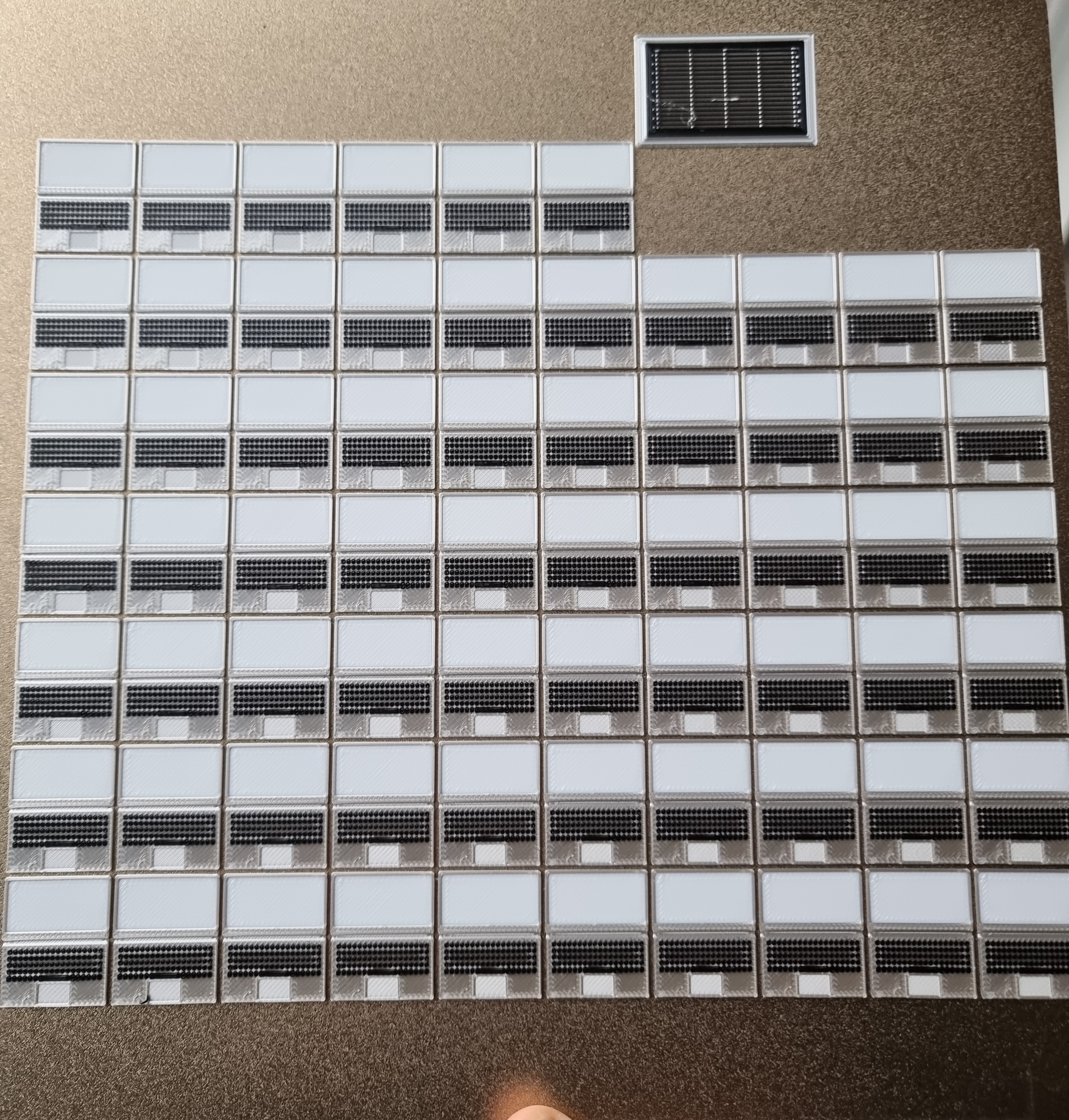 PC Laptop 1/18 scale — miniatura 2