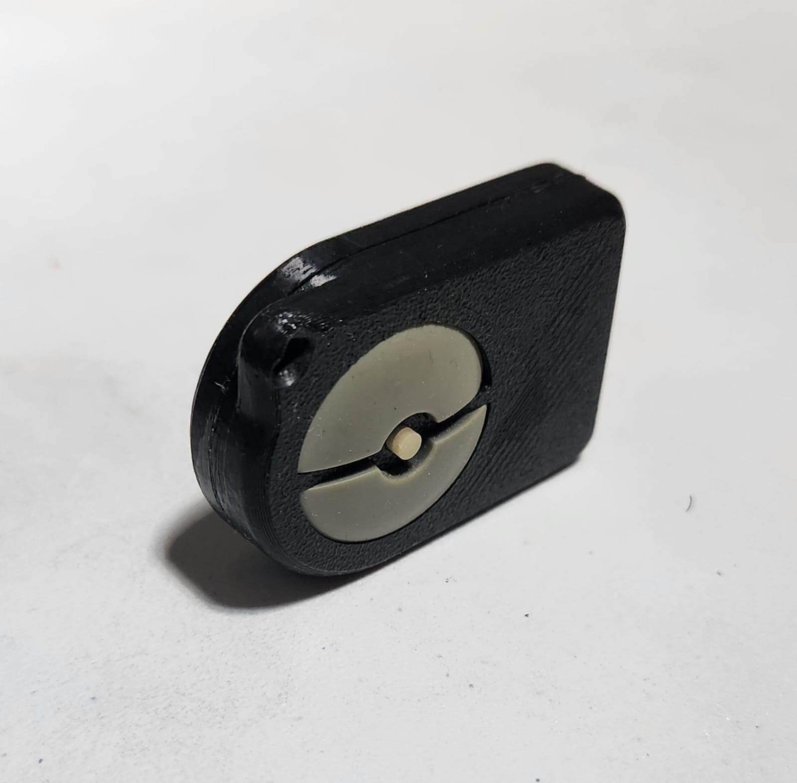Carcaza alarma TSURU
