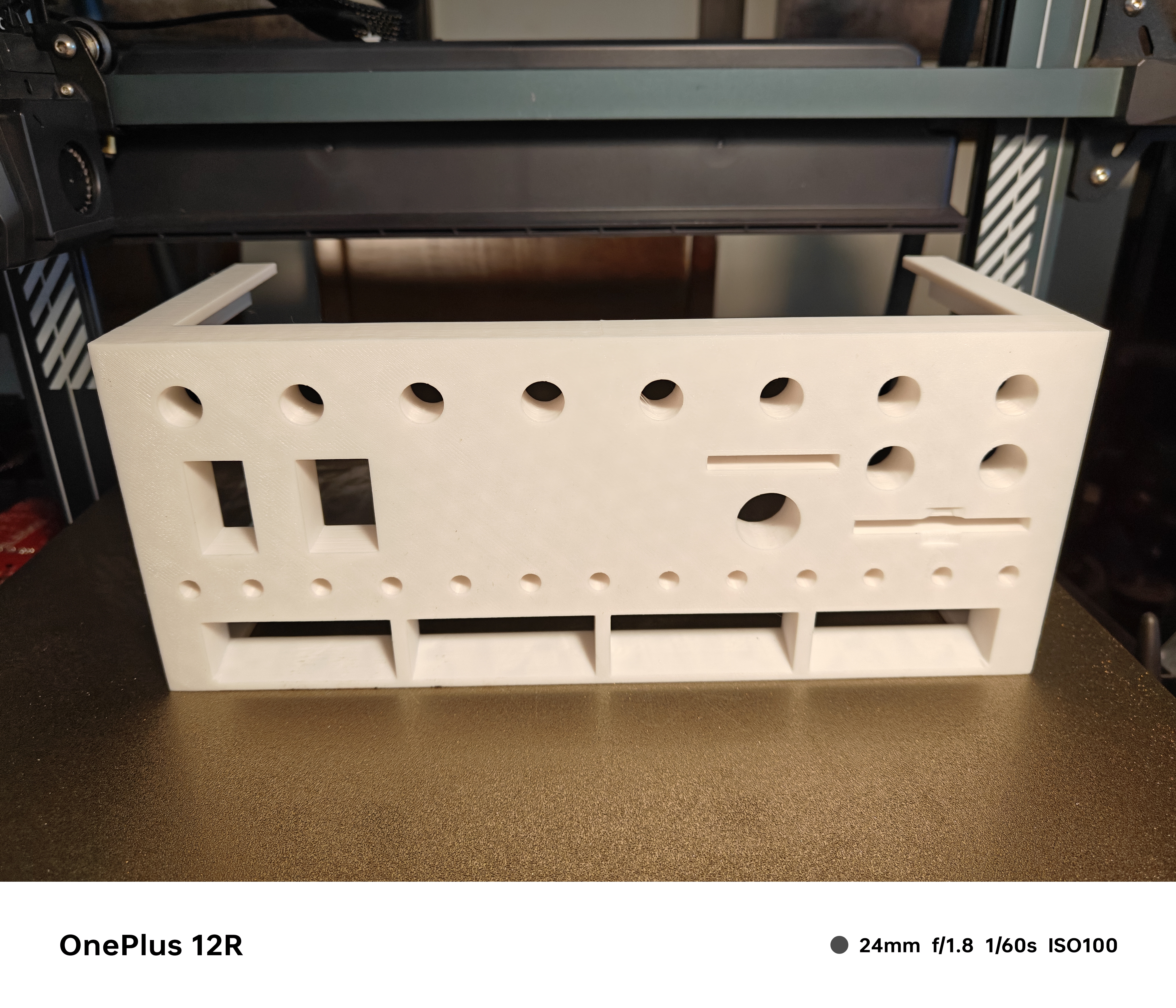 Miniatura 4 do modelo 3D Simple tool stand
