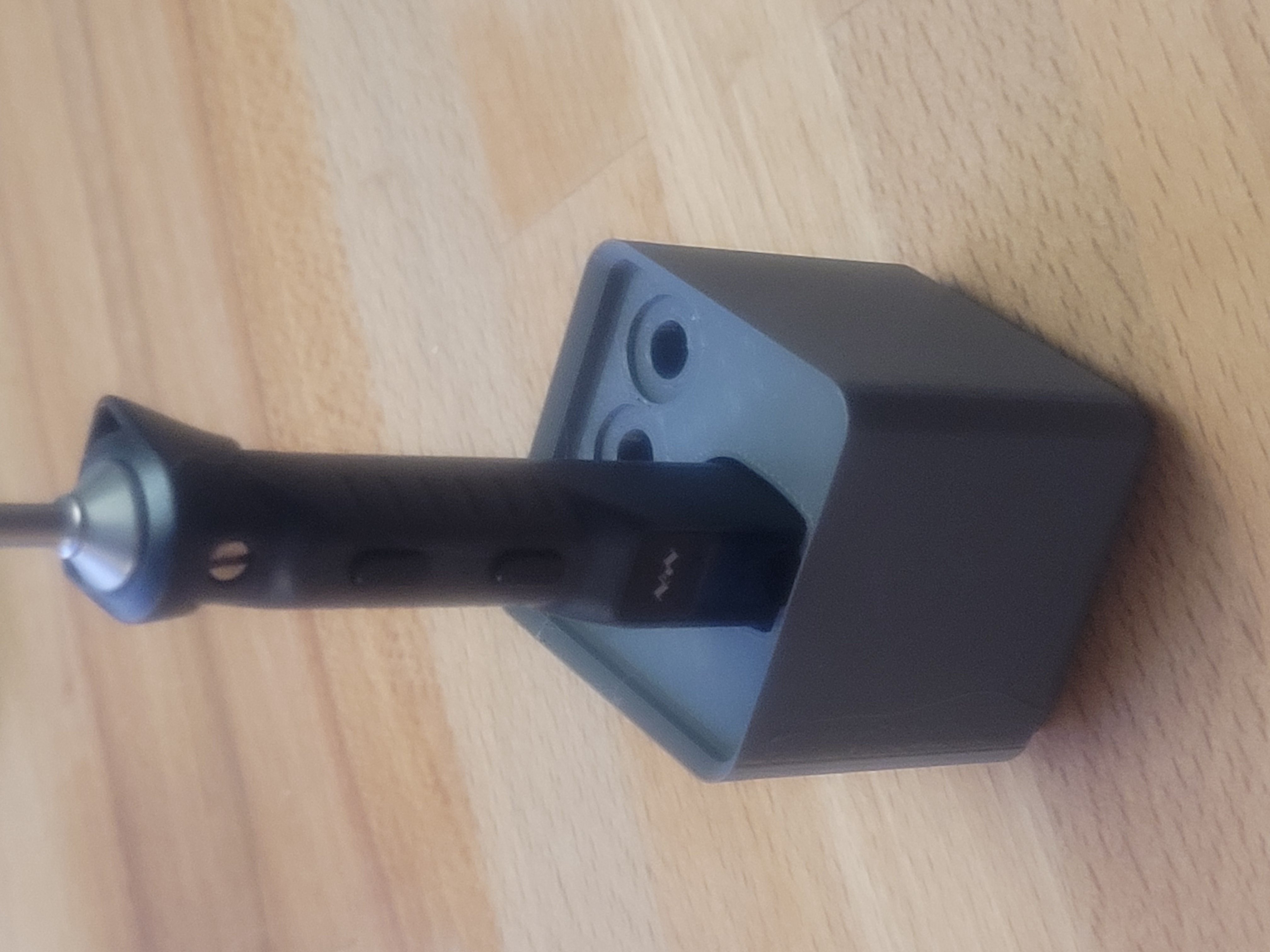 Gridfinity storage for TS101 soldering iron