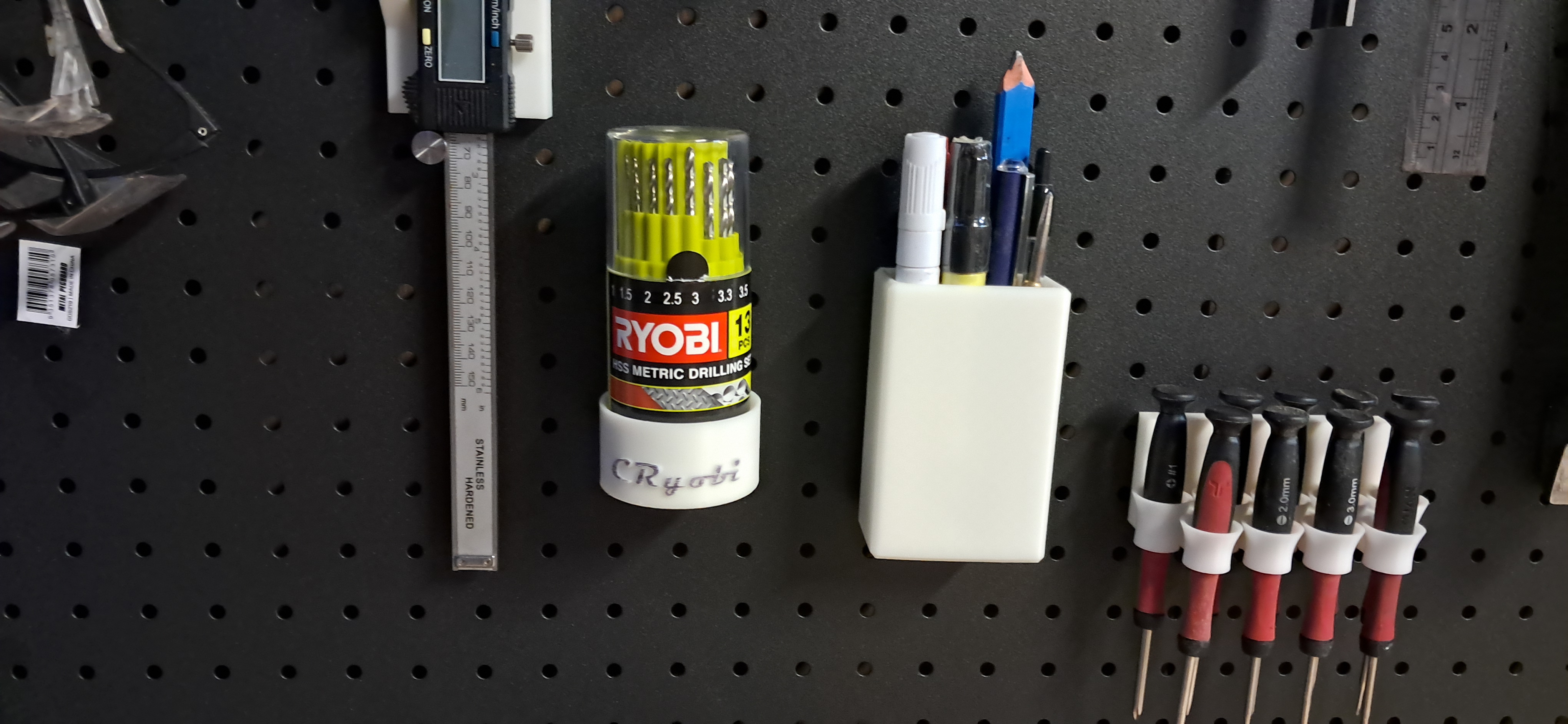 50mm cup / Fits Ryobi drill bits pegboard