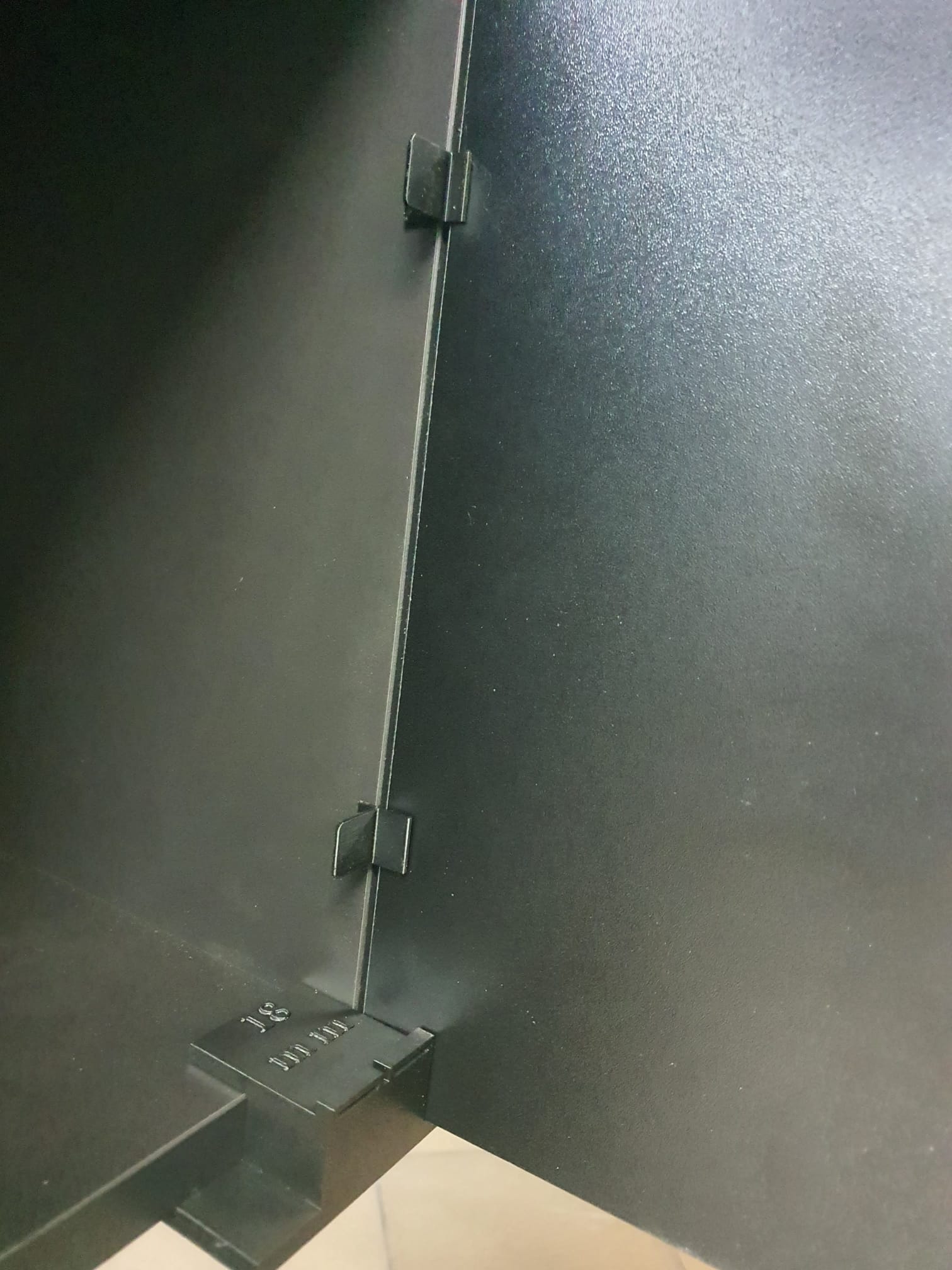 Carpenter helper / front assembly — thumbnail 2