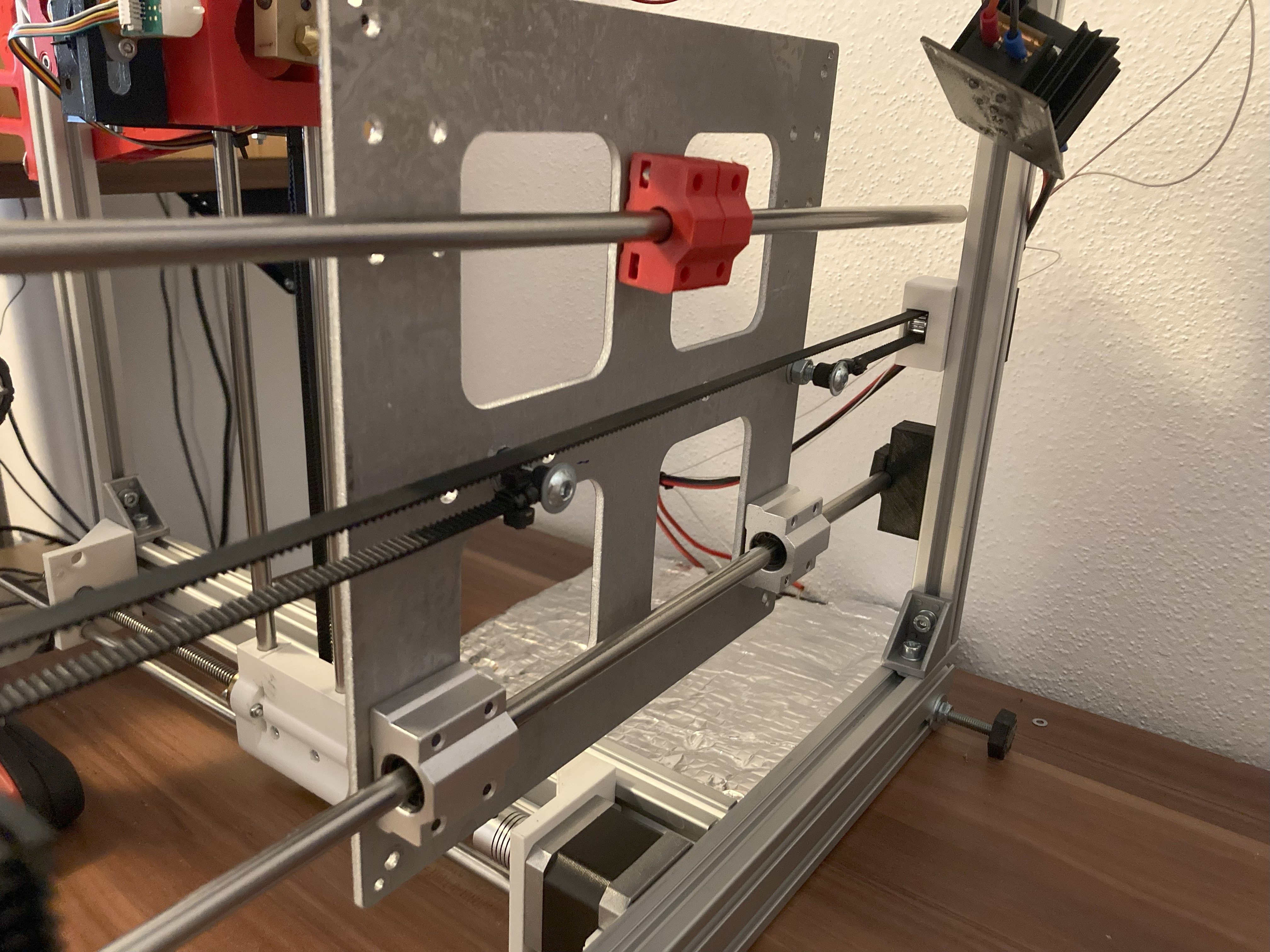 Housing for linear bearing — thumbnail 4