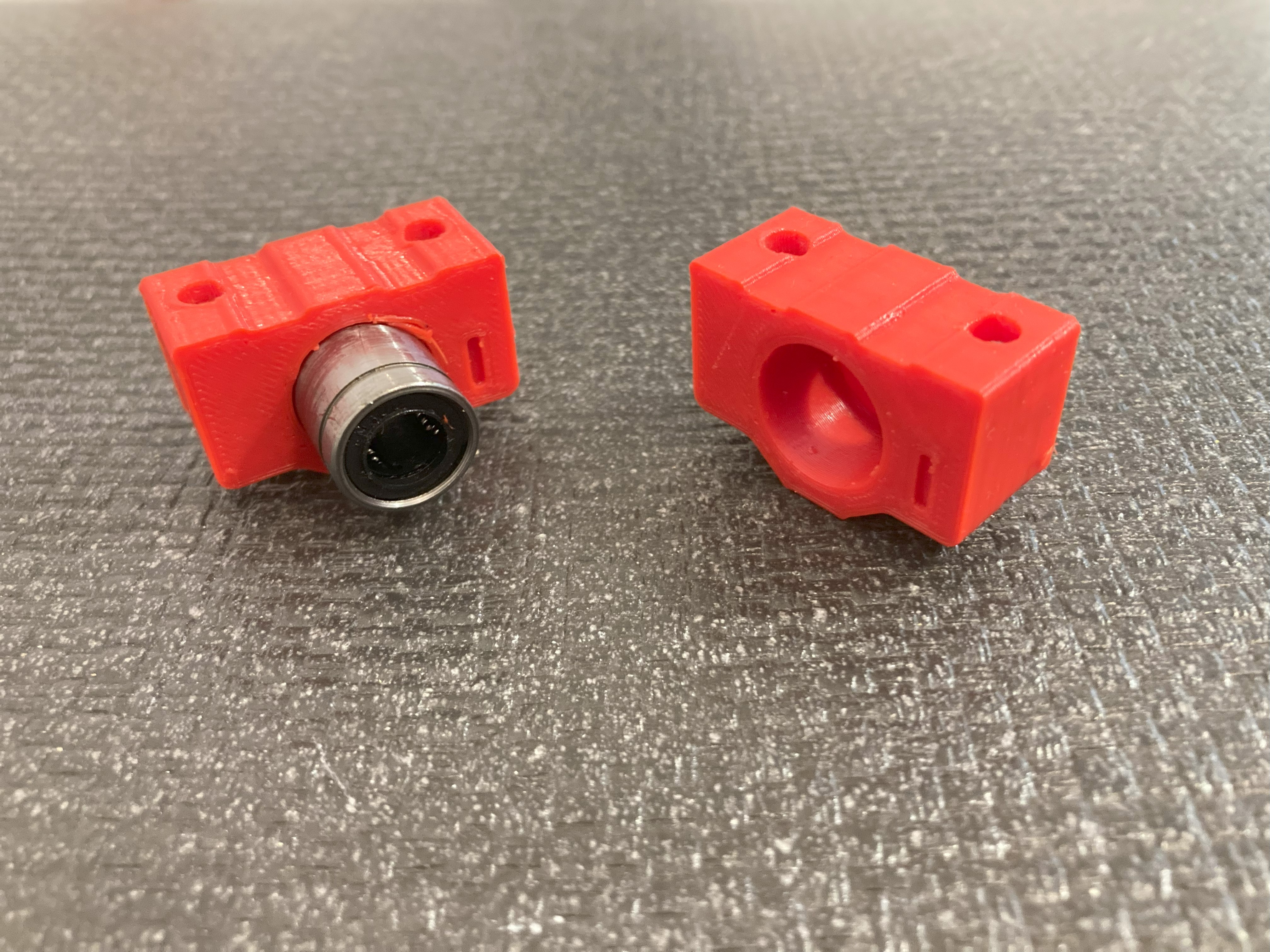 Housing for linear bearing — thumbnail 2