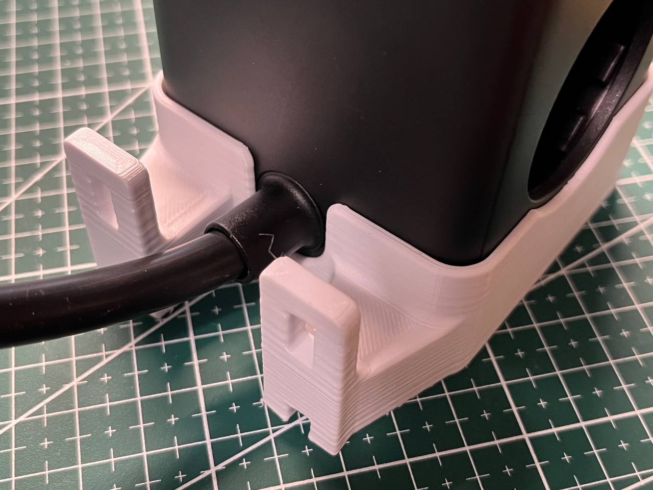 IKEA Skadis big Baseus charger holder — miniatura 4