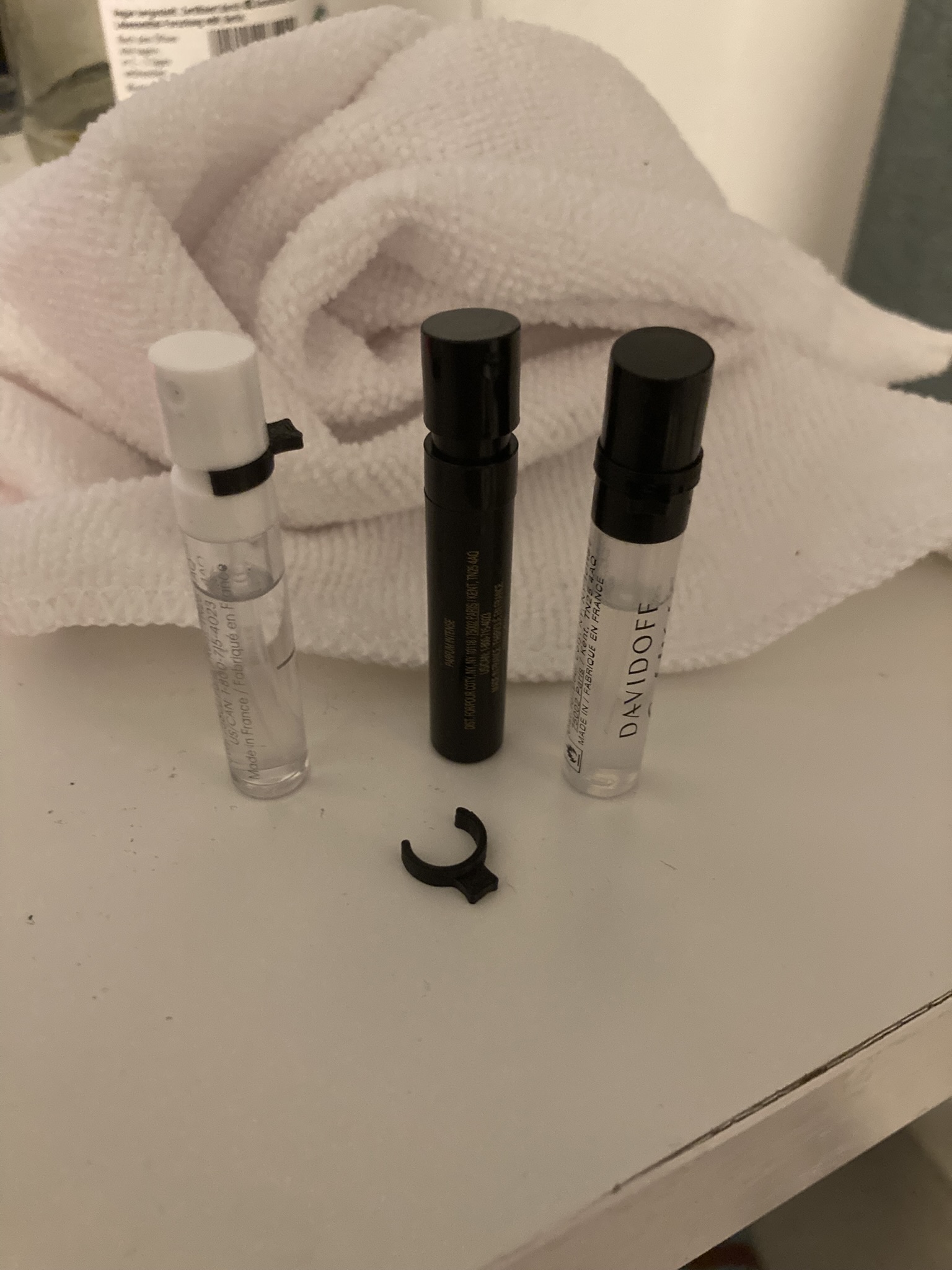 Perfume sample stopper