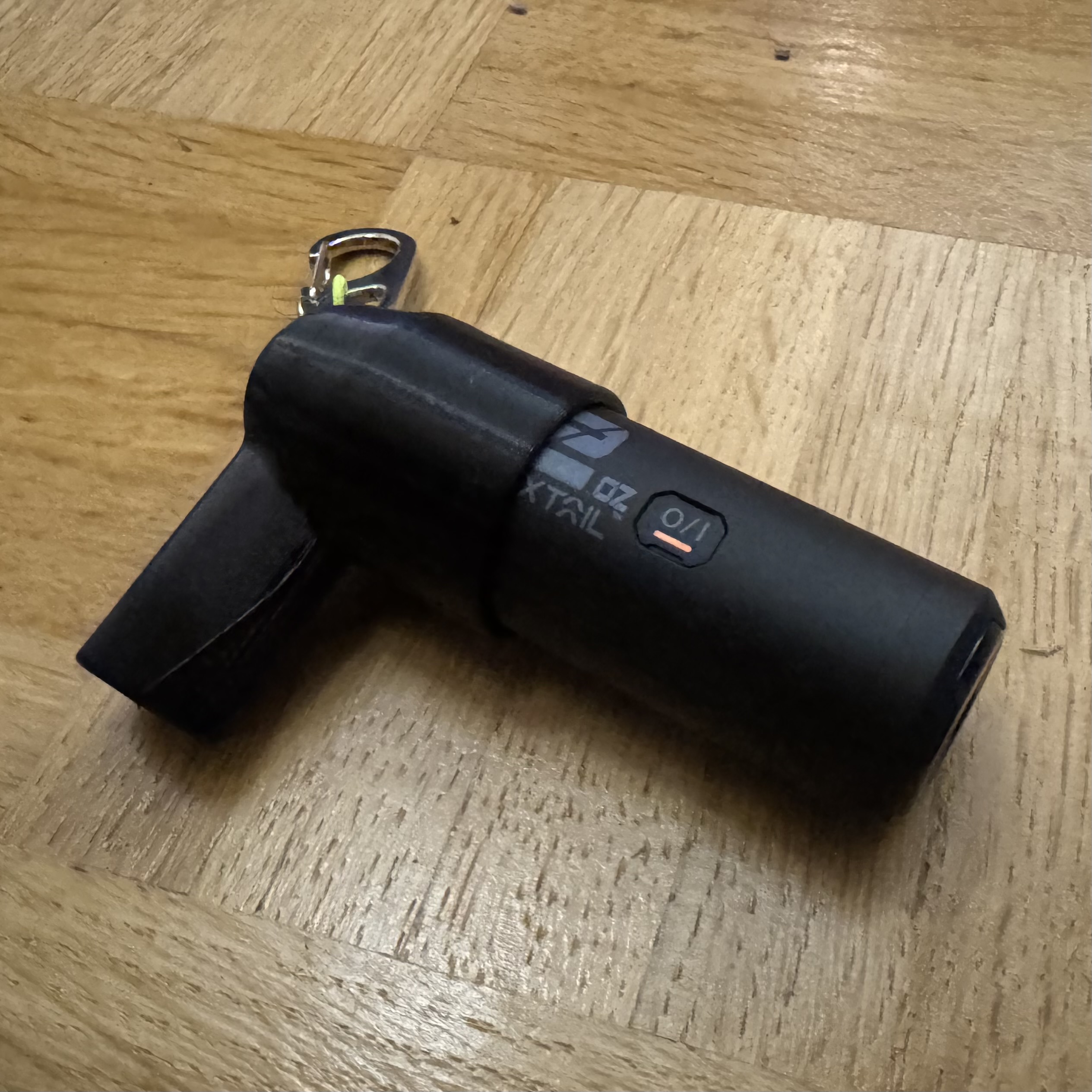 Flextail Zero Pump / Skywalk Permair Adapter - angled