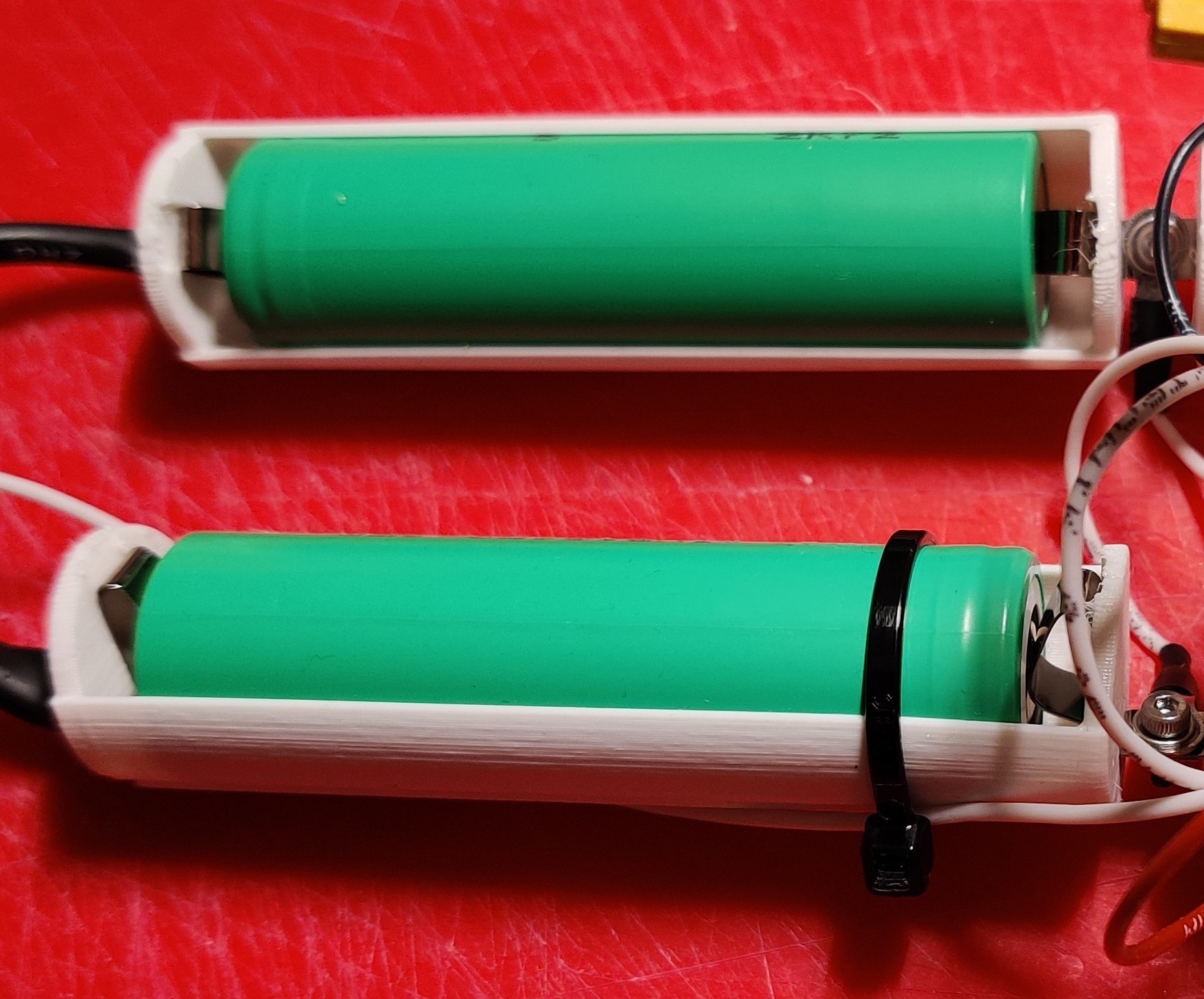 Lightweight 18650 Battery Mount