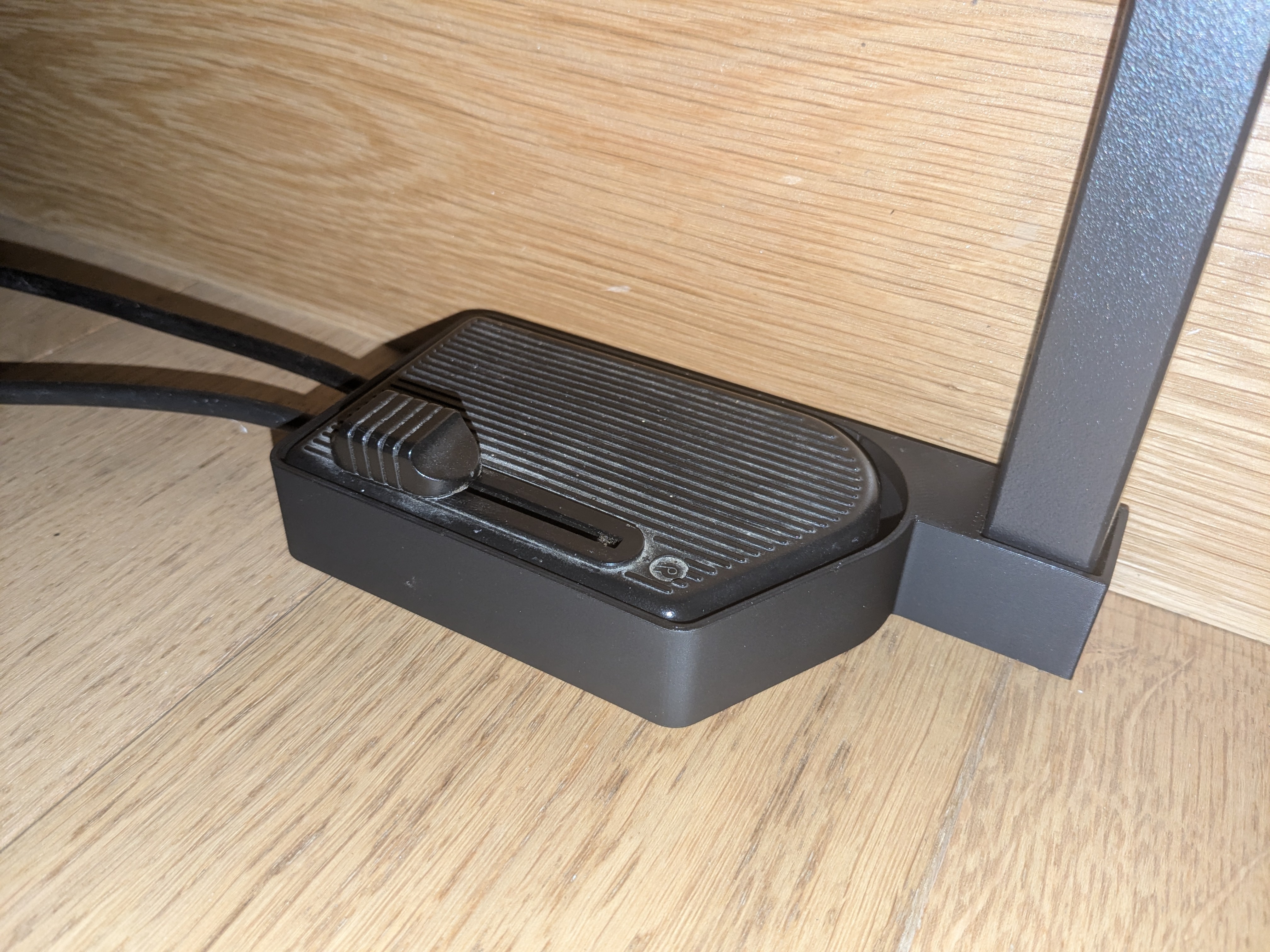 lamp dimmer support