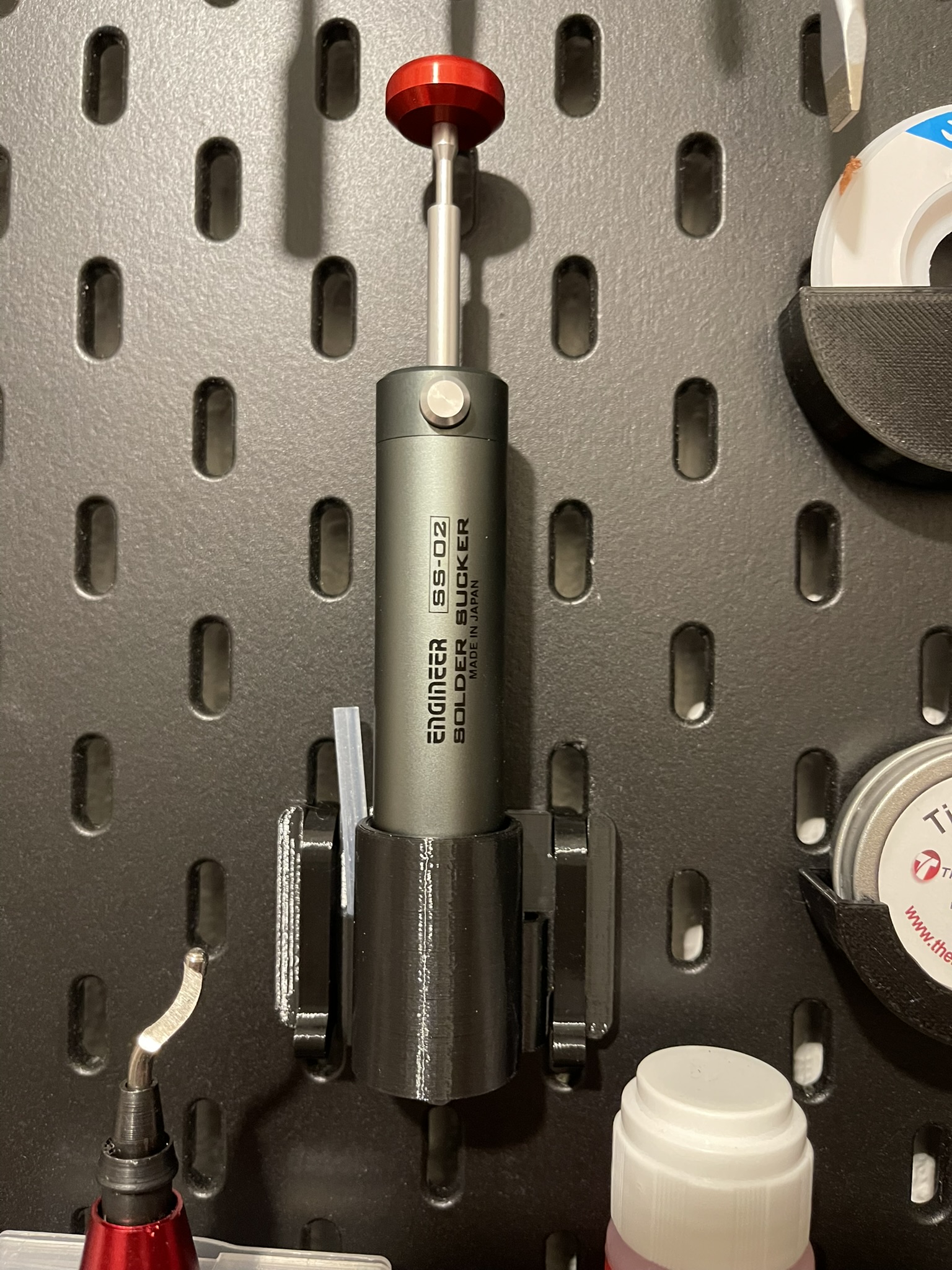 Skadis Secure Clip mount for the Engineer SS-02 Solder Sucker