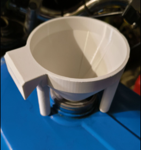 Funnel for Simson Fuel Tank with lid and FreeCAD file