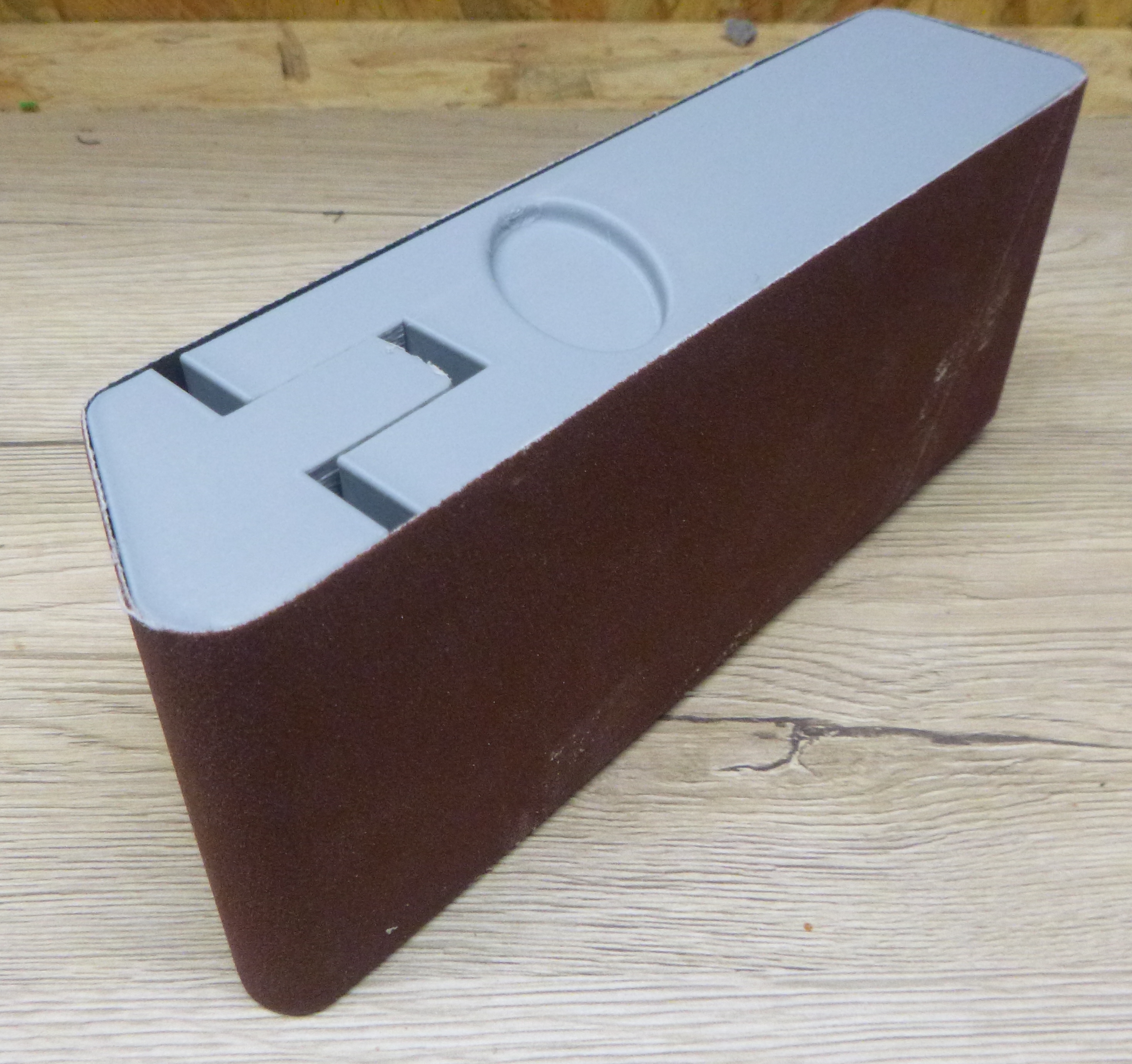 SCHLEIFKLOTZ BÄNDER - SANDING BLOCK 4 SANDING BELTS 75 x 457 mm 3 x 18 inch with grip holes — thumbnail 7