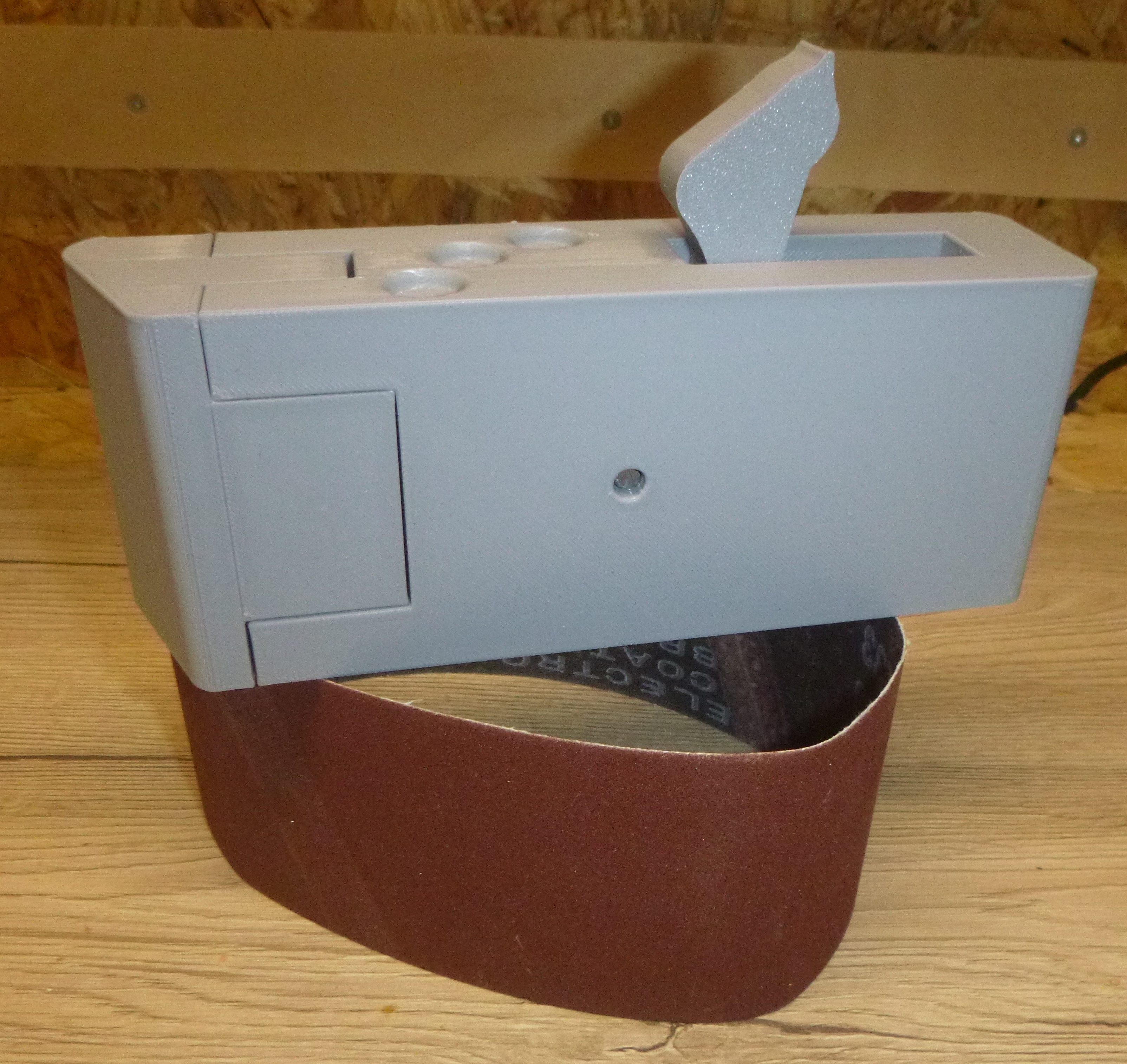 SCHLEIFKLOTZ BÄNDER - SANDING BLOCK 4 SANDING BELTS 75 x 457 mm 3 x 18 inch with grip holes — thumbnail 3