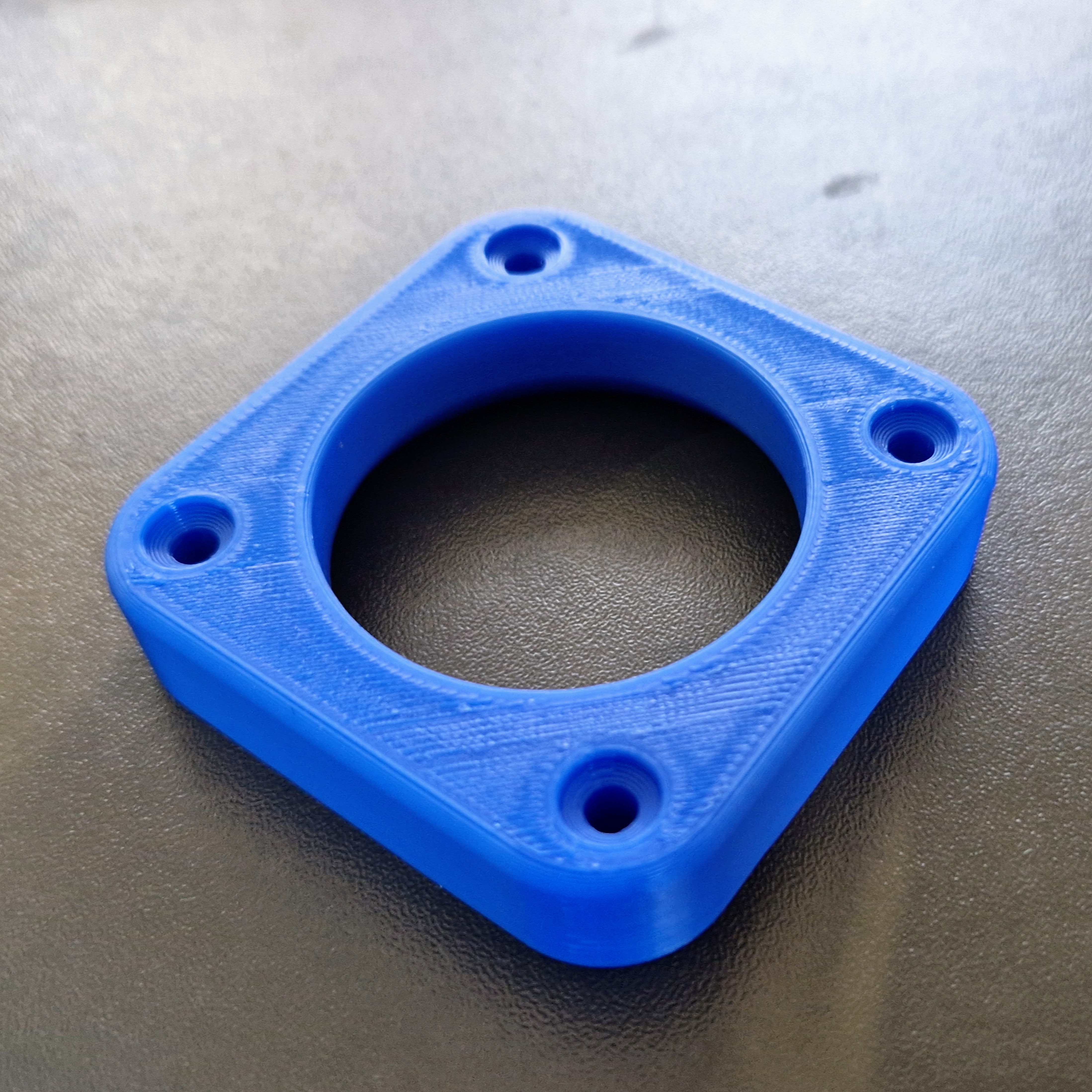 Screw Base for Flexible & sturdy phone arm