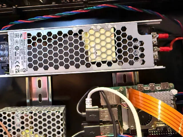 UHP-200 bracket for mounting across two DIN rails