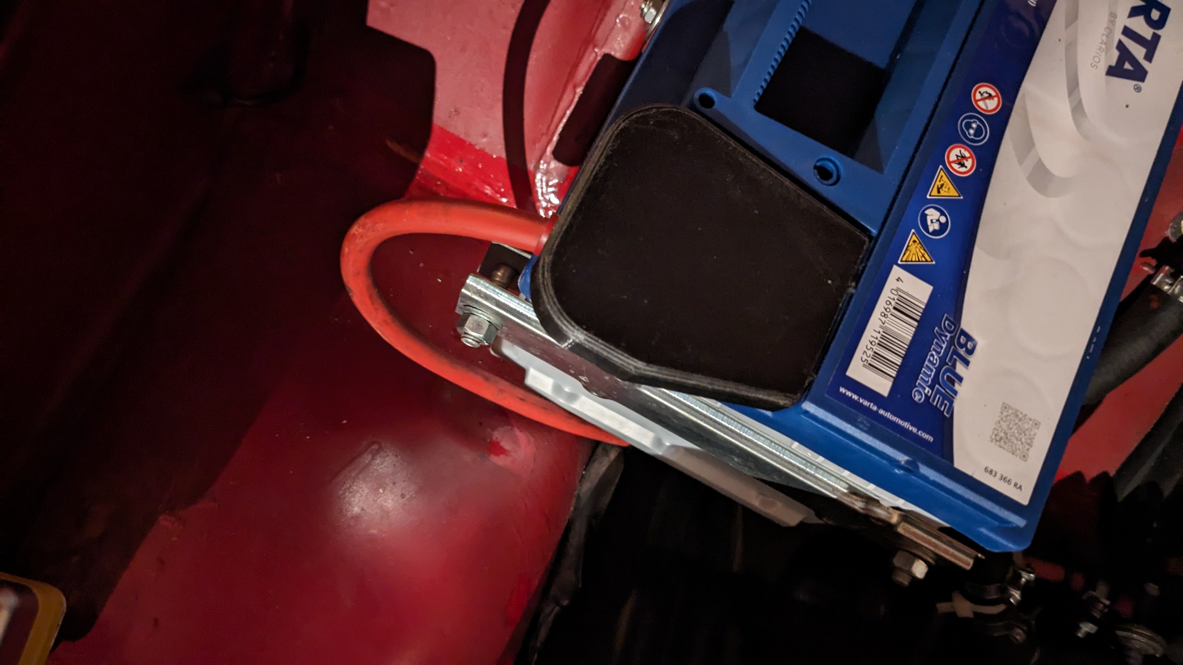 Car battery cover (Varta D59)