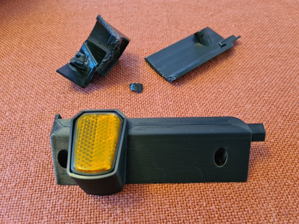 Replacement Part for Footboard Cover H102 of E-Scooter SoFlow MyTier — thumbnail 3