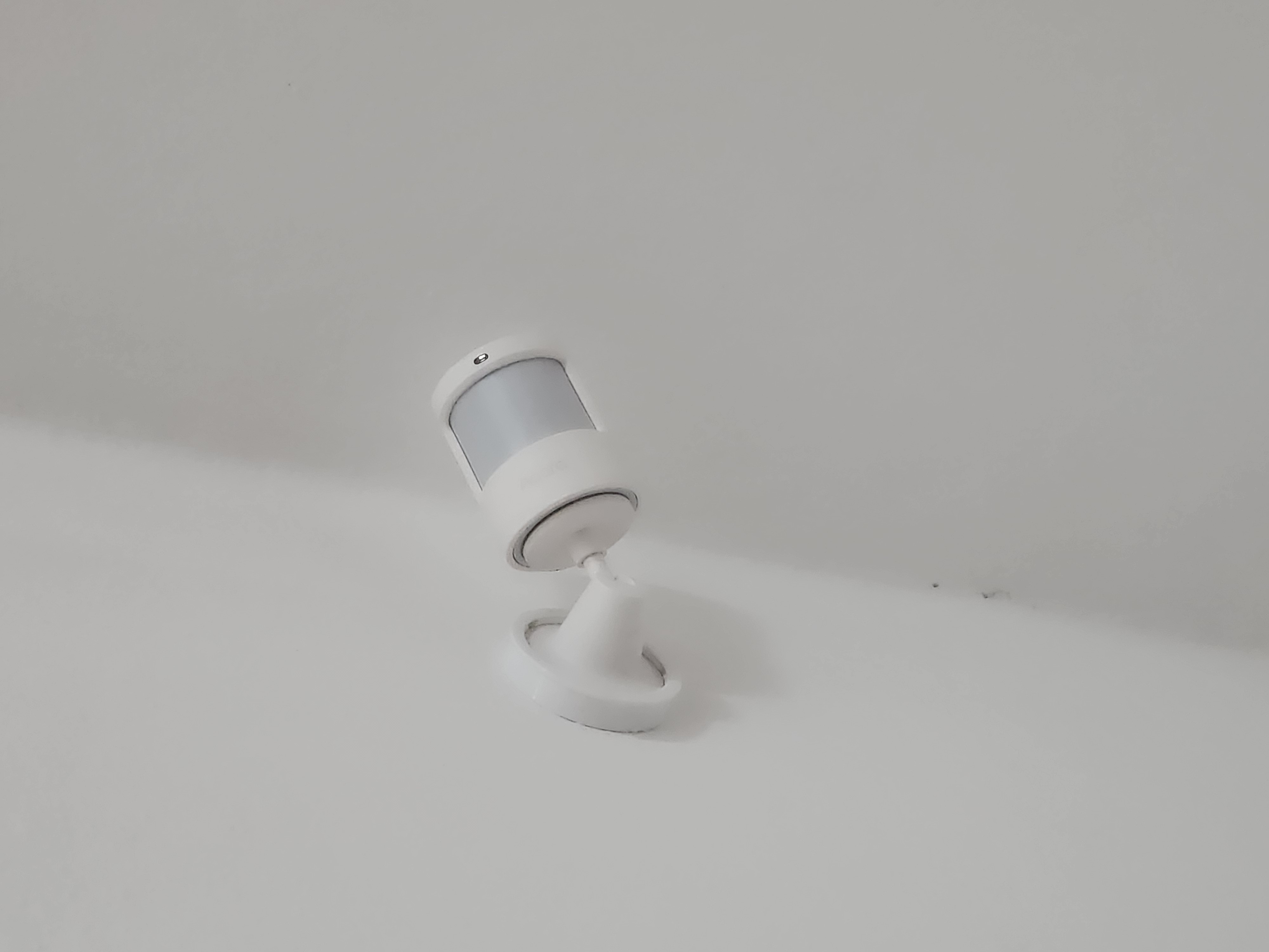 Aqara motion sensor holder base for screw