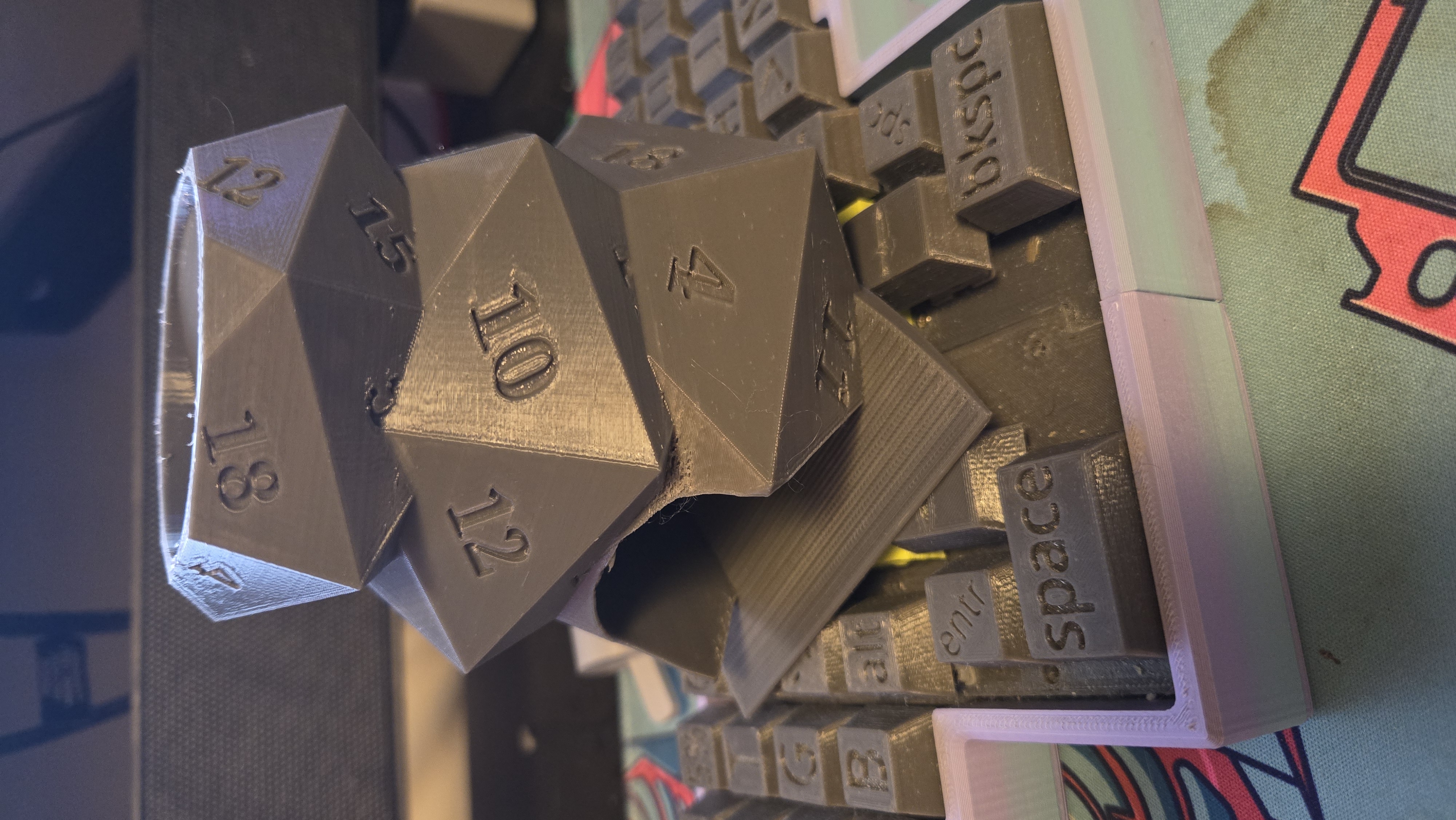 Dice Tower (D20 Inspired) — miniatura 3