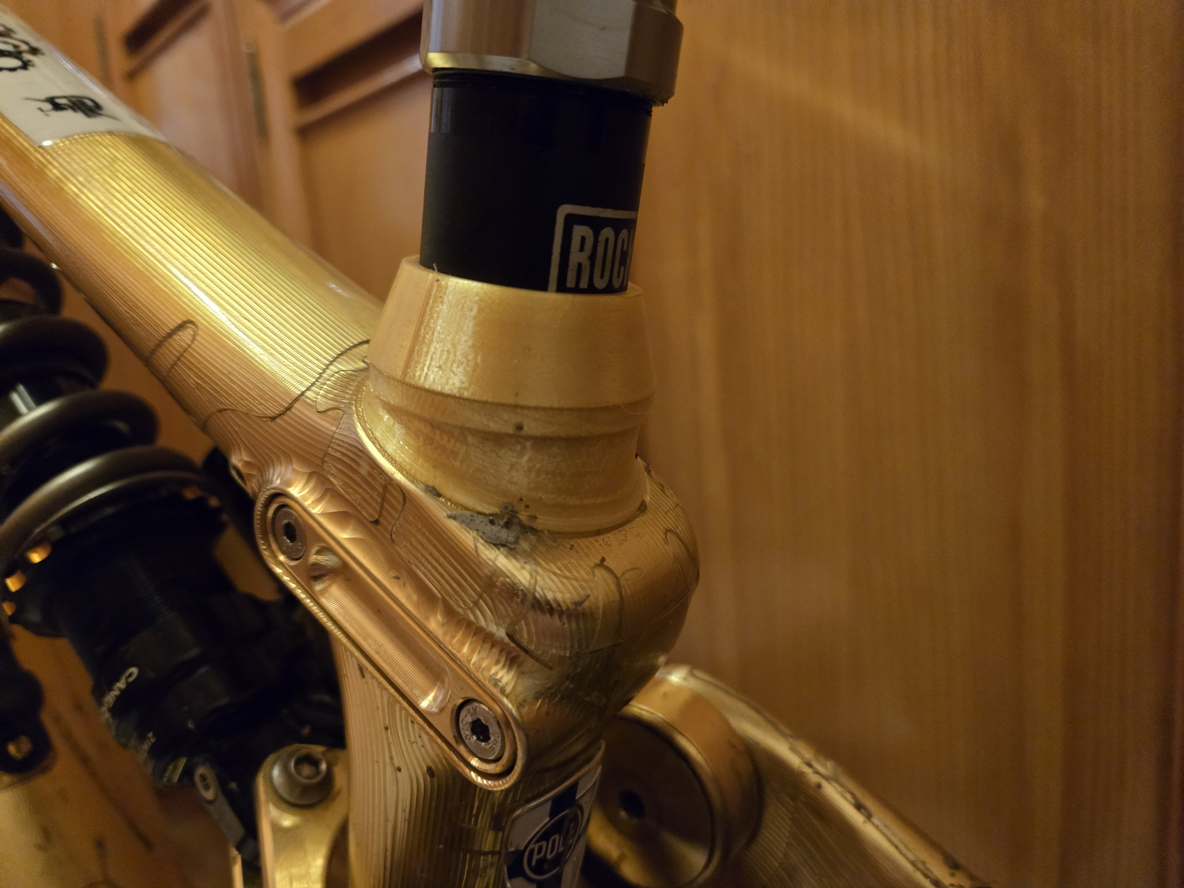 Pole voima seatpost cover.