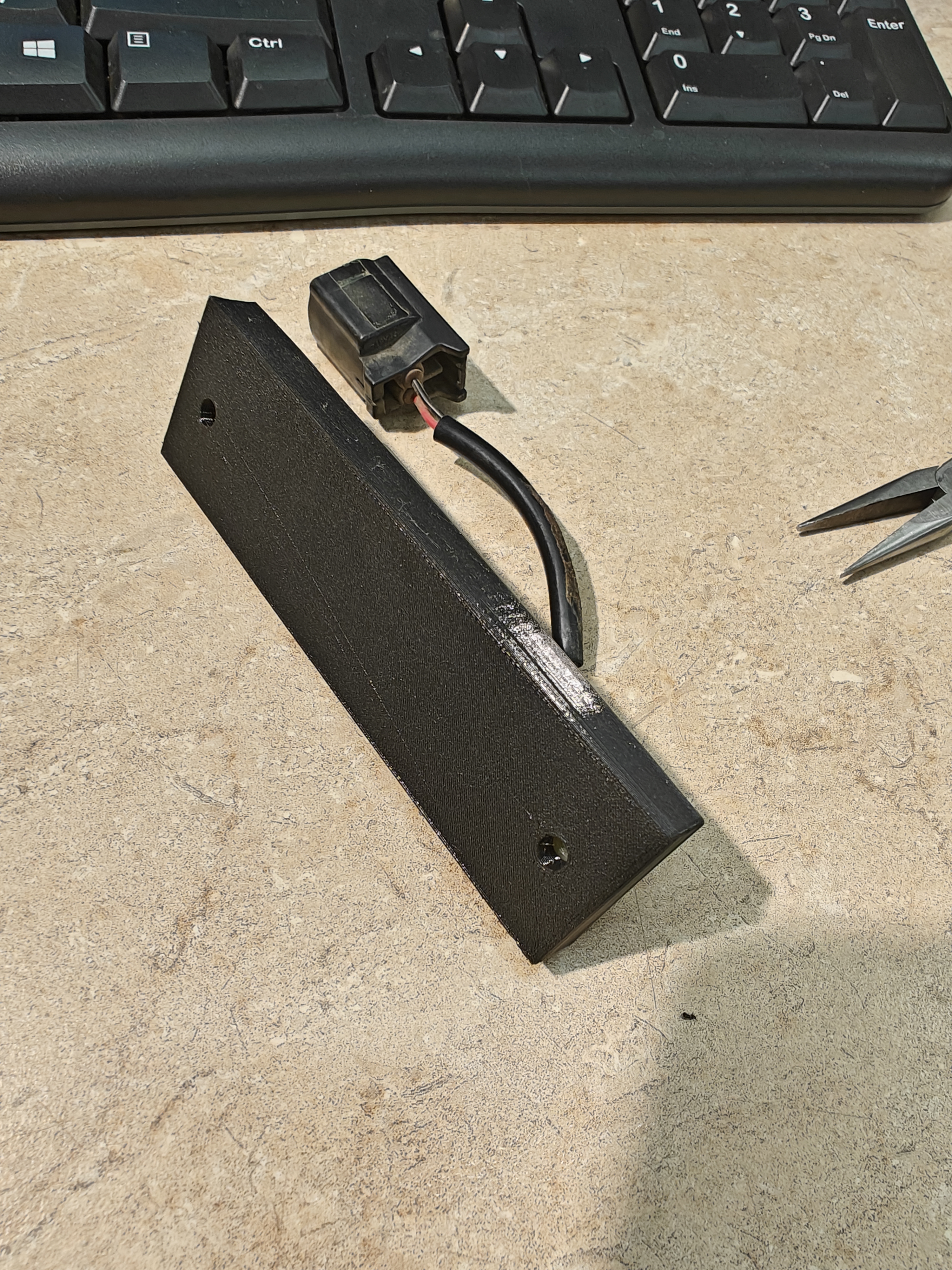 Toyota 4Runner Gen 4 (2003-2017) rear tailgate liftgate release switch cover