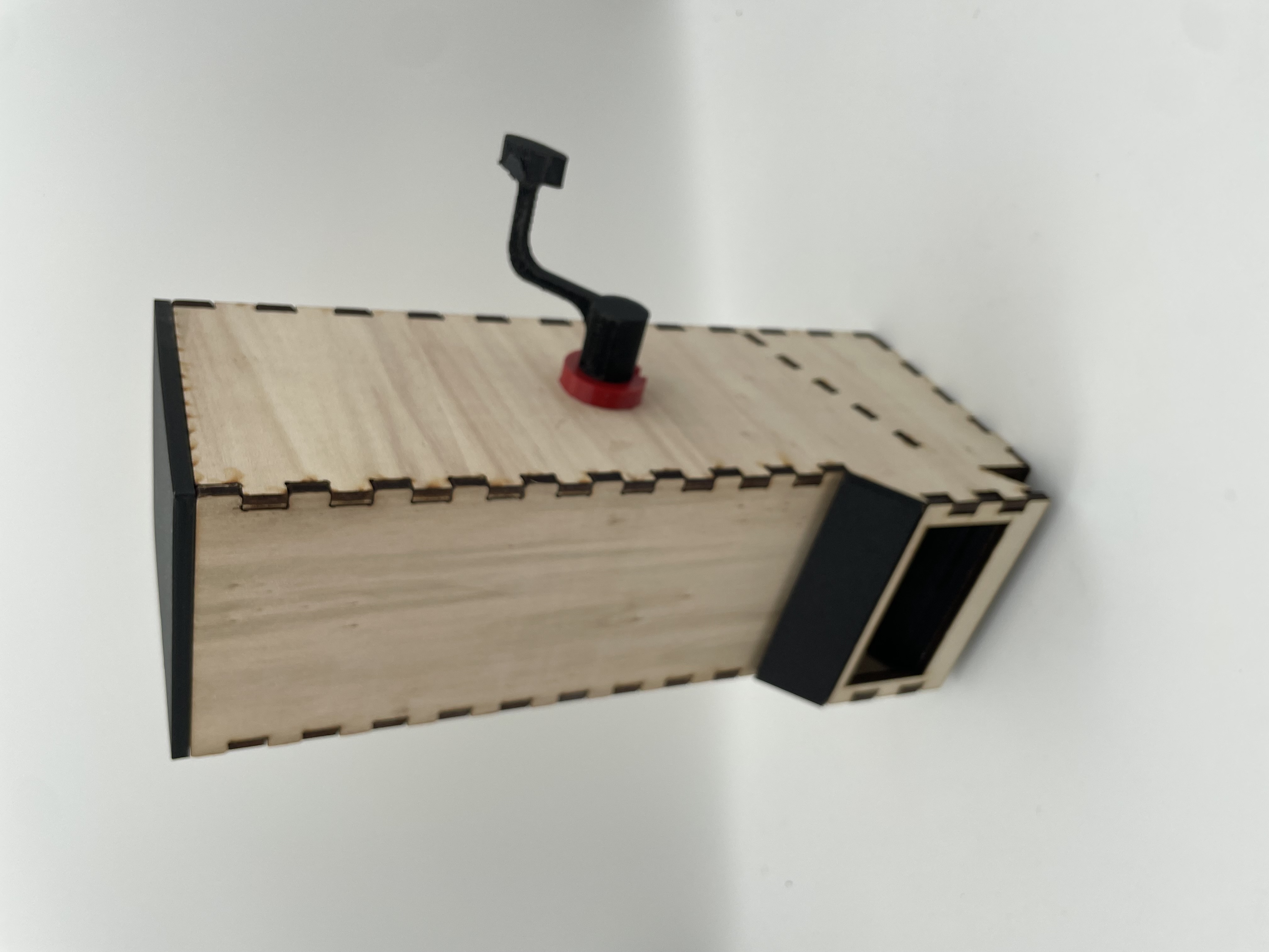 Cat kibble dispenser