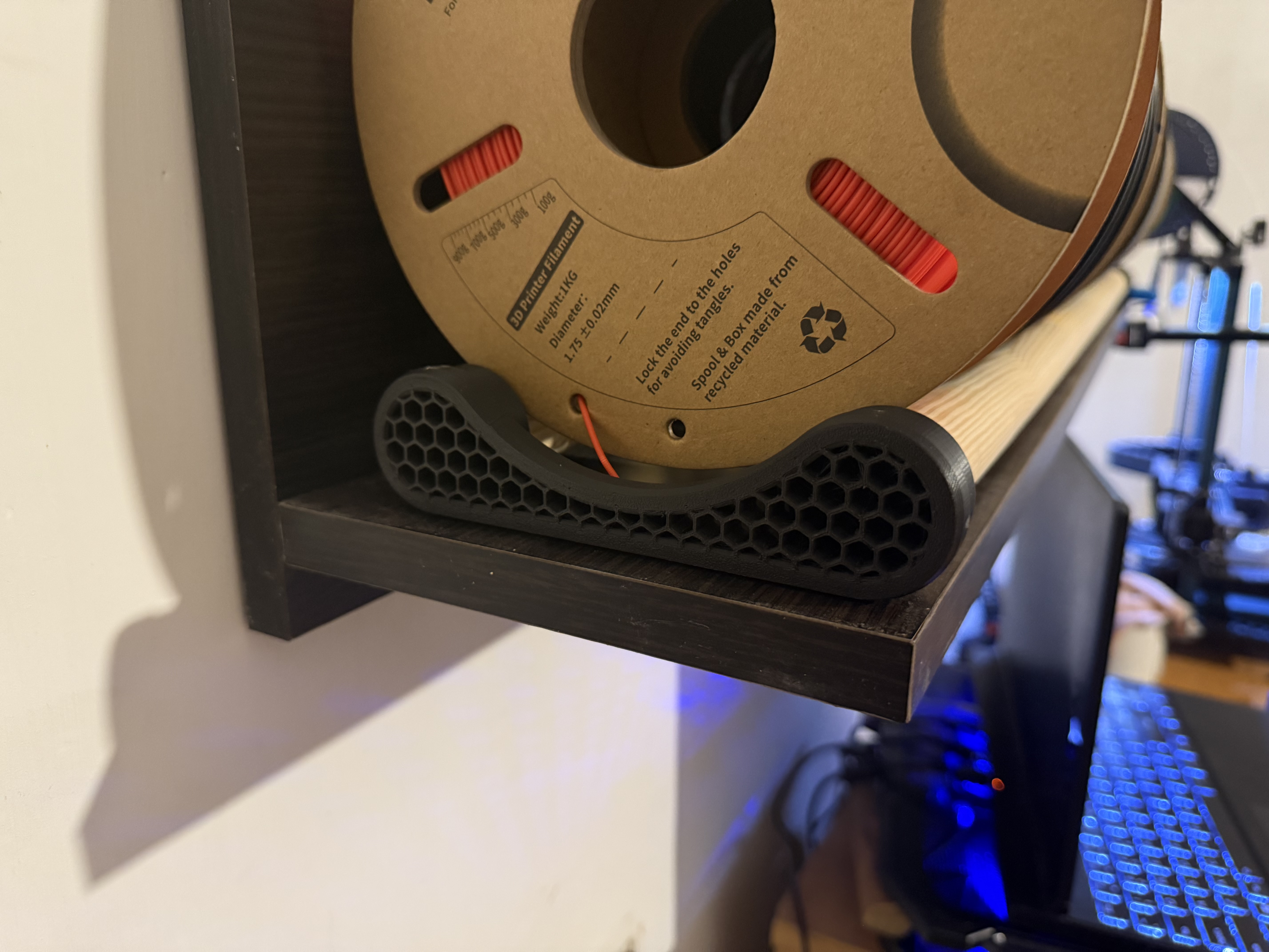 filament stand
