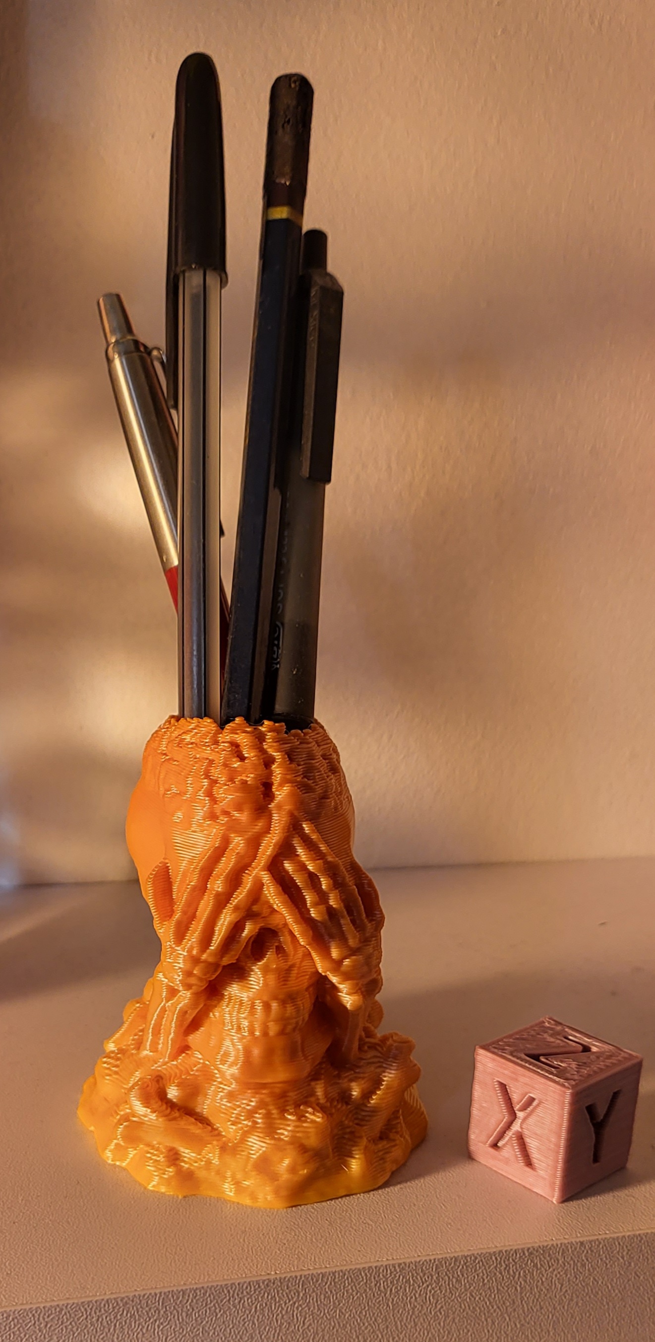 See No Evil Skull Penholder