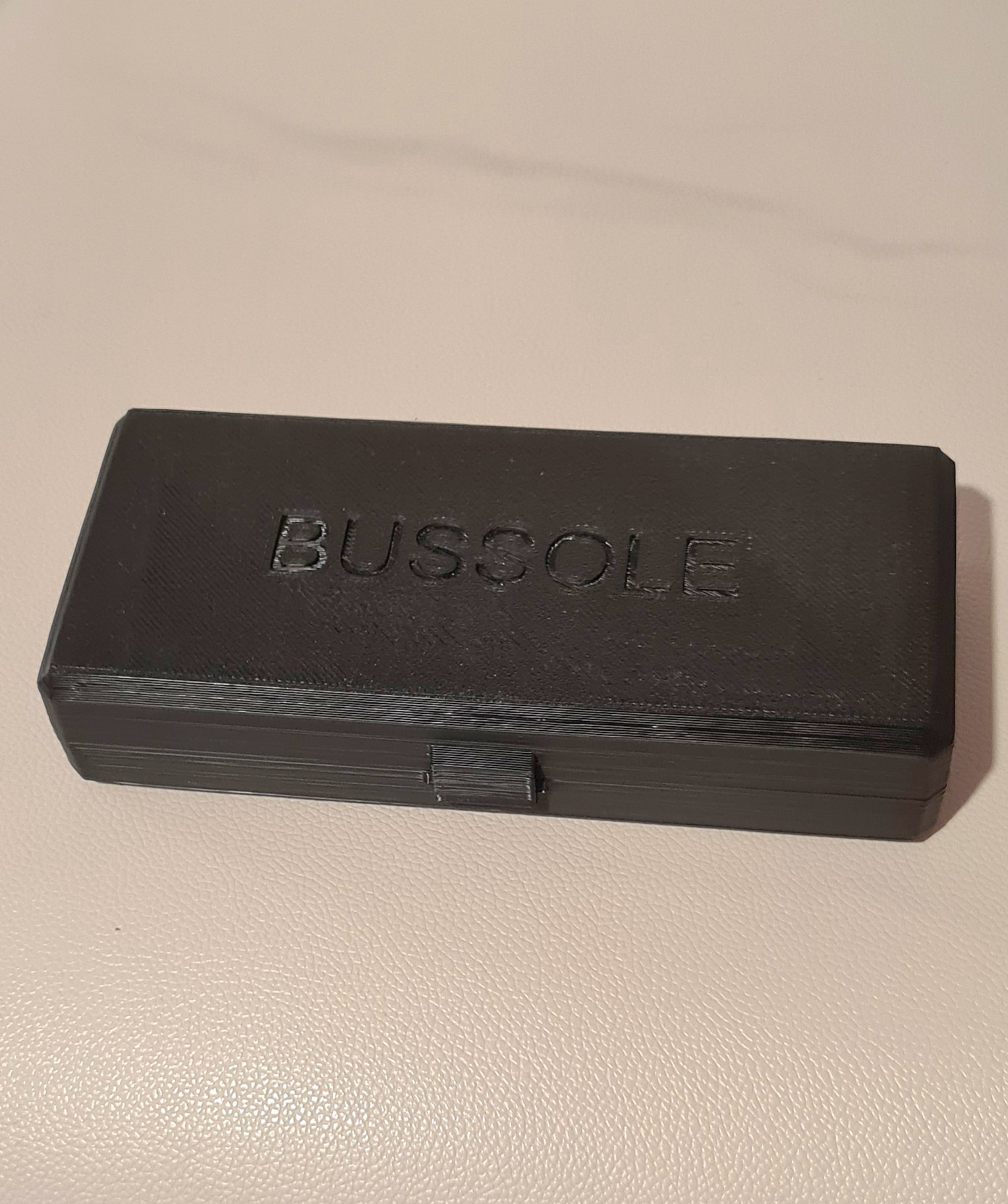 Miniatura 3 do modelo 3D Simple and Light Parametric BOX - CadQuery