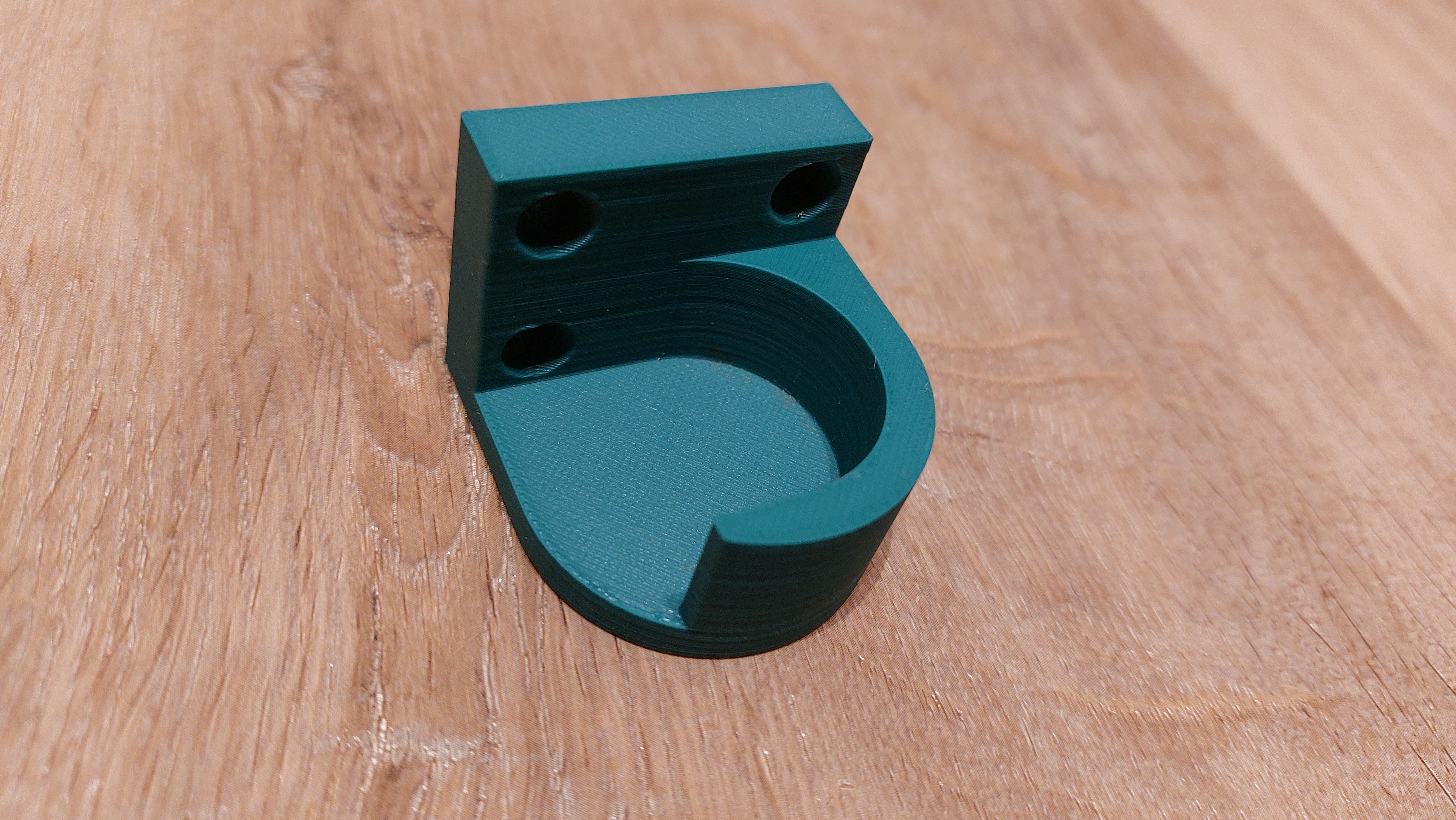 Curtain rod holder left and right side